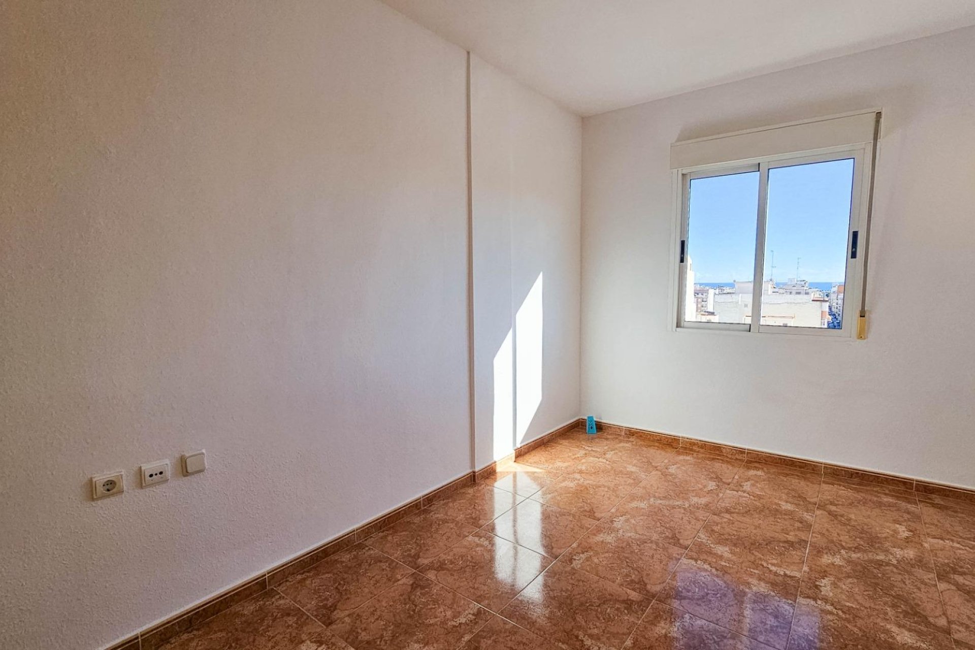Segunda mano - Apartamento -
Torrevieja - Centro