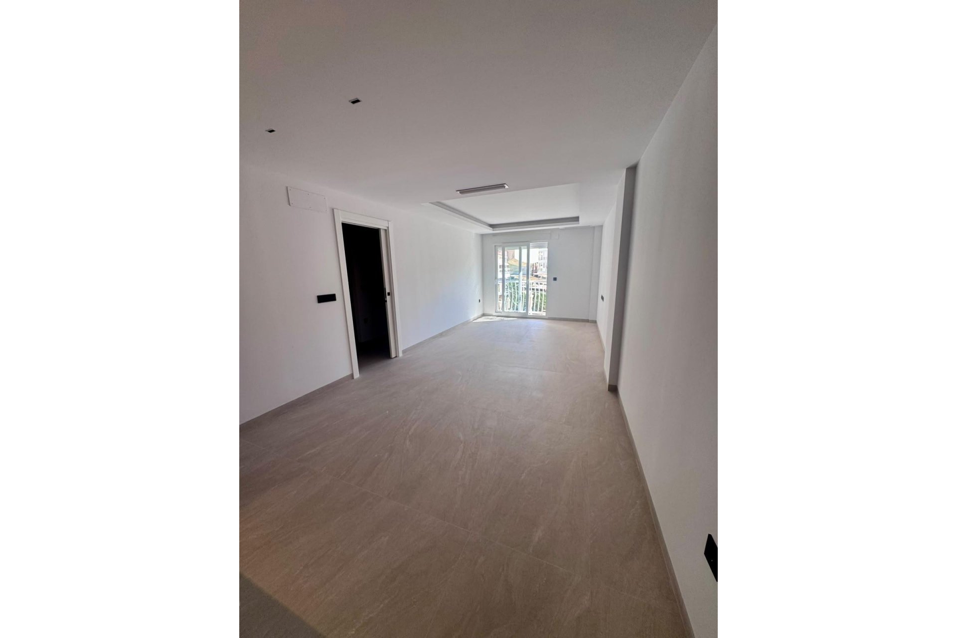 Segunda mano - Apartamento -
Torrevieja - Centro
