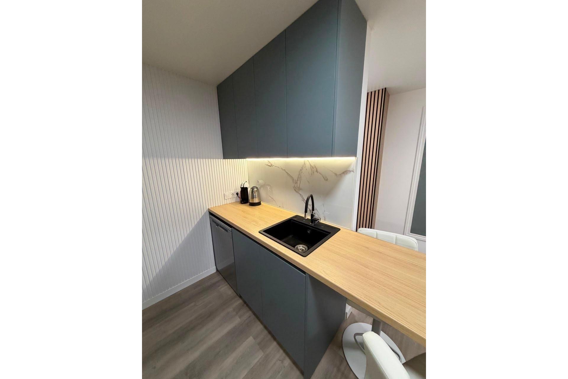Segunda mano - Apartamento -
Torrevieja - Centro