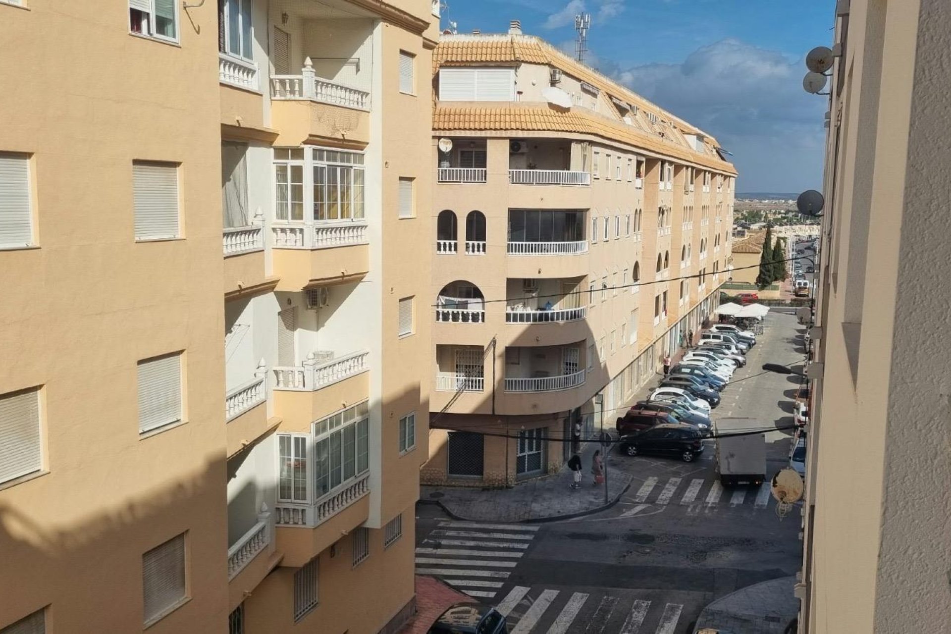 Segunda mano - Apartamento -
Torrevieja - Centro