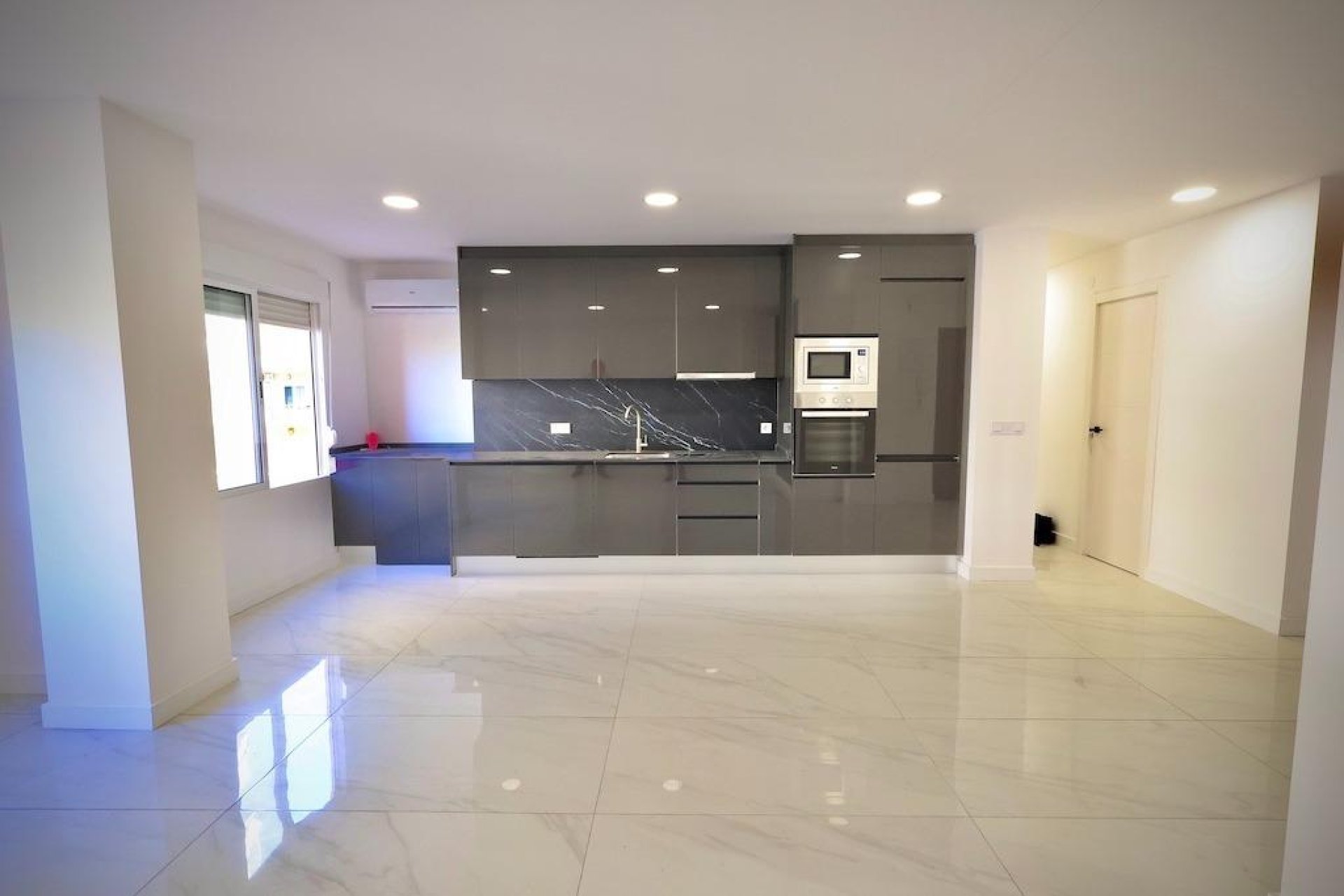 Segunda mano - Apartamento -
Torrevieja - Costa Blanca