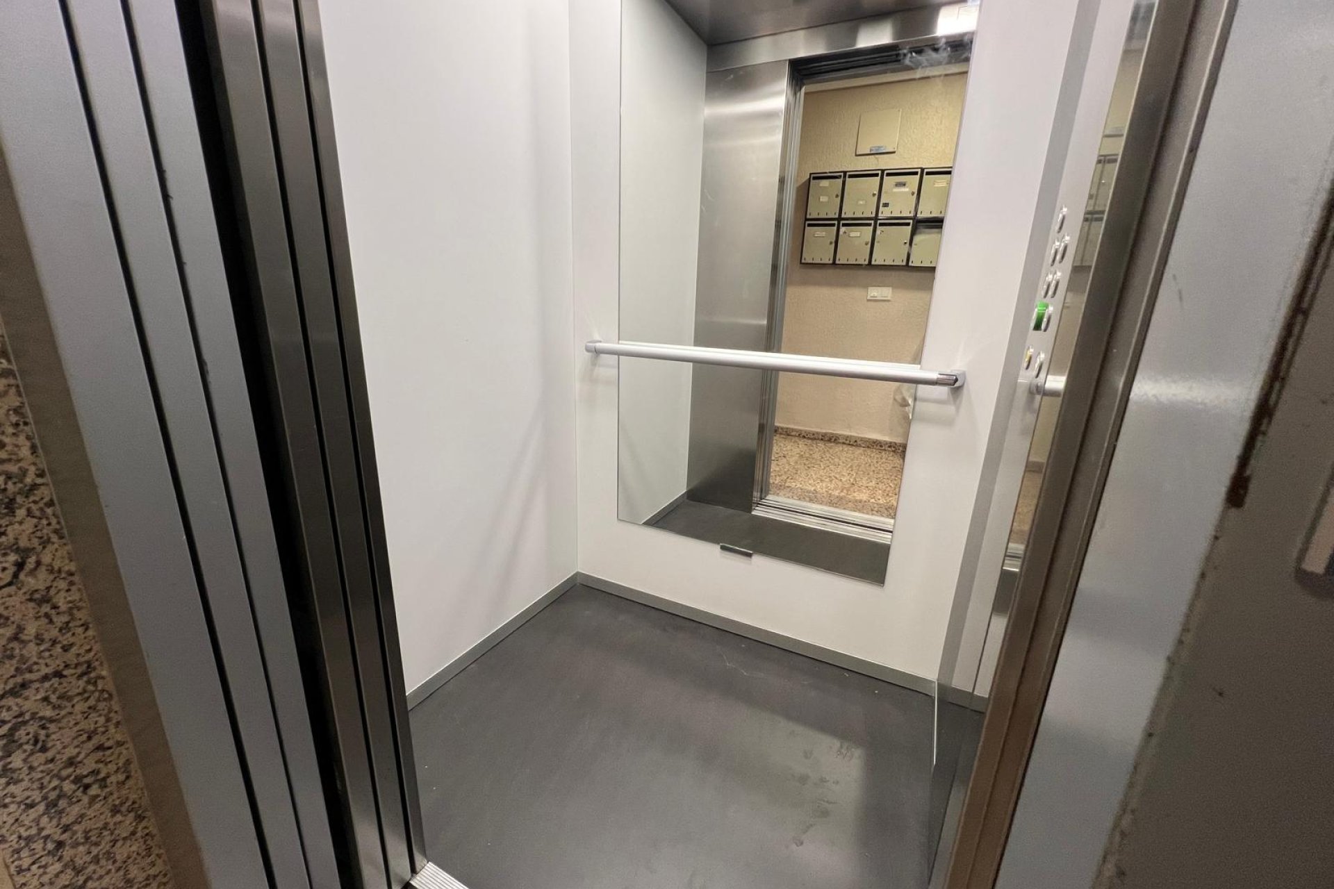 Segunda mano - Apartamento -
Torrevieja - Costa Blanca