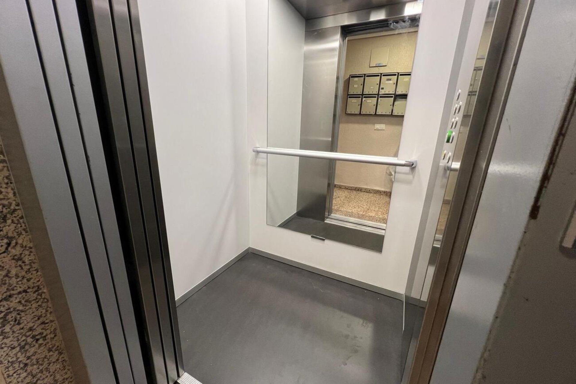Segunda mano - Apartamento -
Torrevieja - Costa Blanca