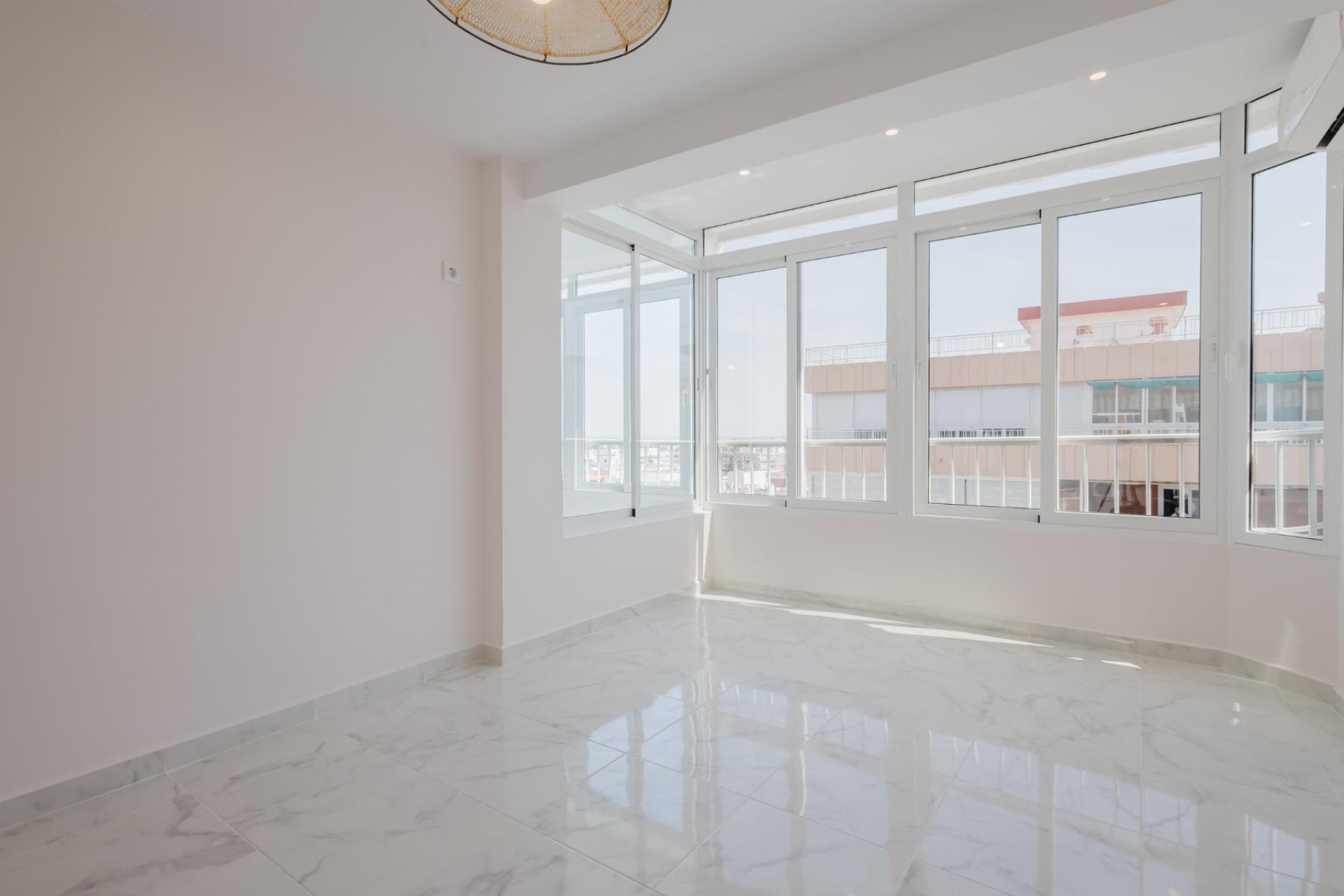 Segunda mano - Apartamento -
Torrevieja - Costa Blanca
