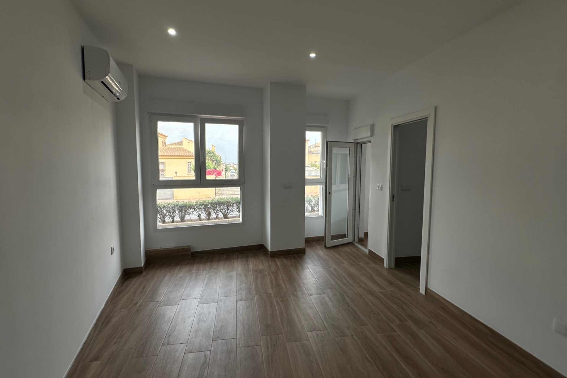Segunda mano - Apartamento -
Torrevieja - Costa Blanca