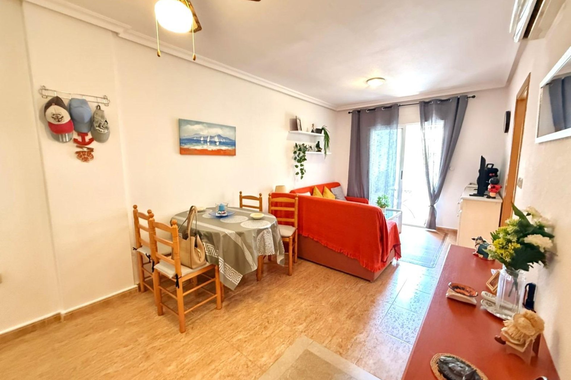 Segunda mano - Apartamento -
Torrevieja - Curva Del Palangre