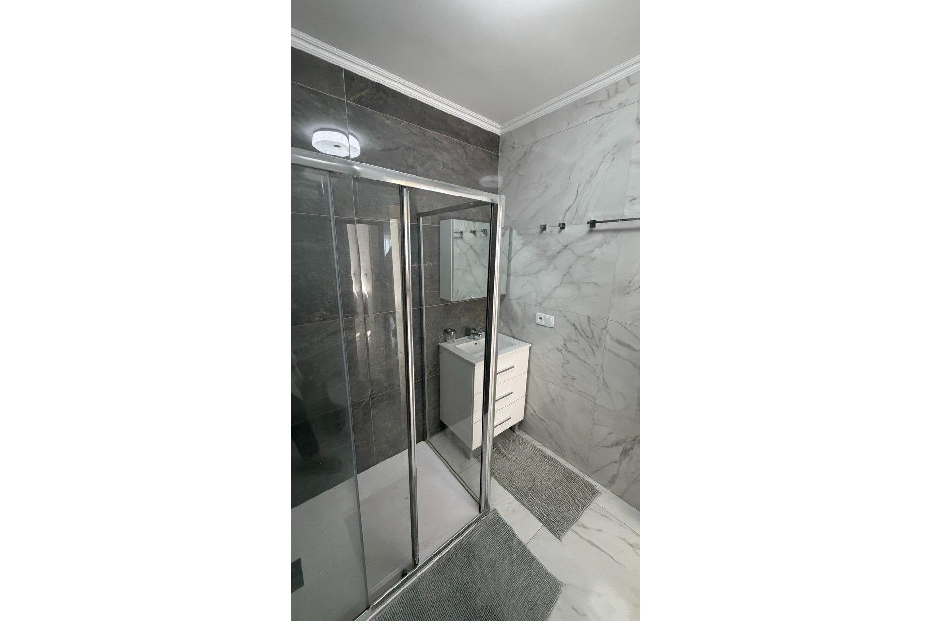 Segunda mano - Apartamento -
Torrevieja - Curva Del Palangre