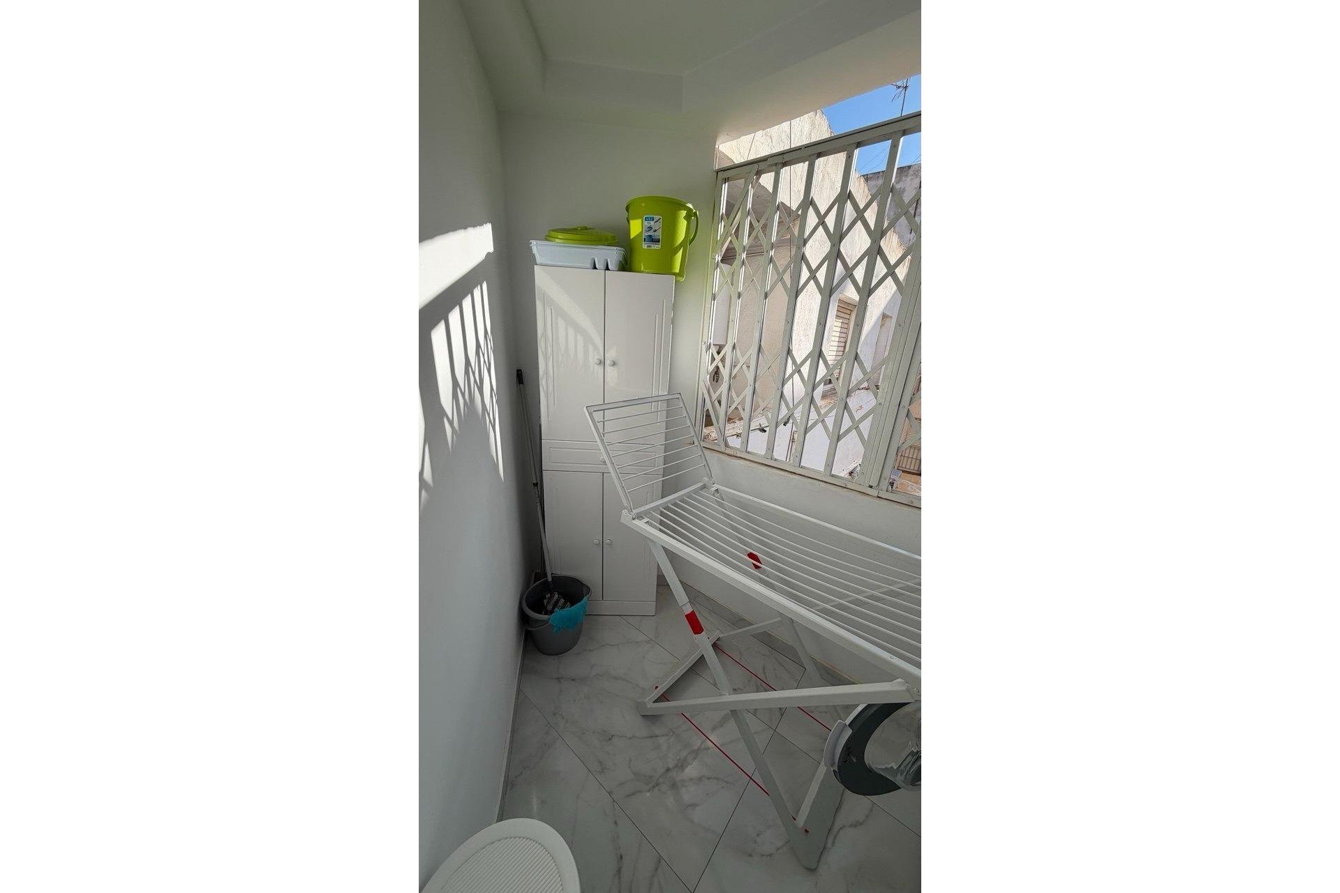 Segunda mano - Apartamento -
Torrevieja - Curva Del Palangre