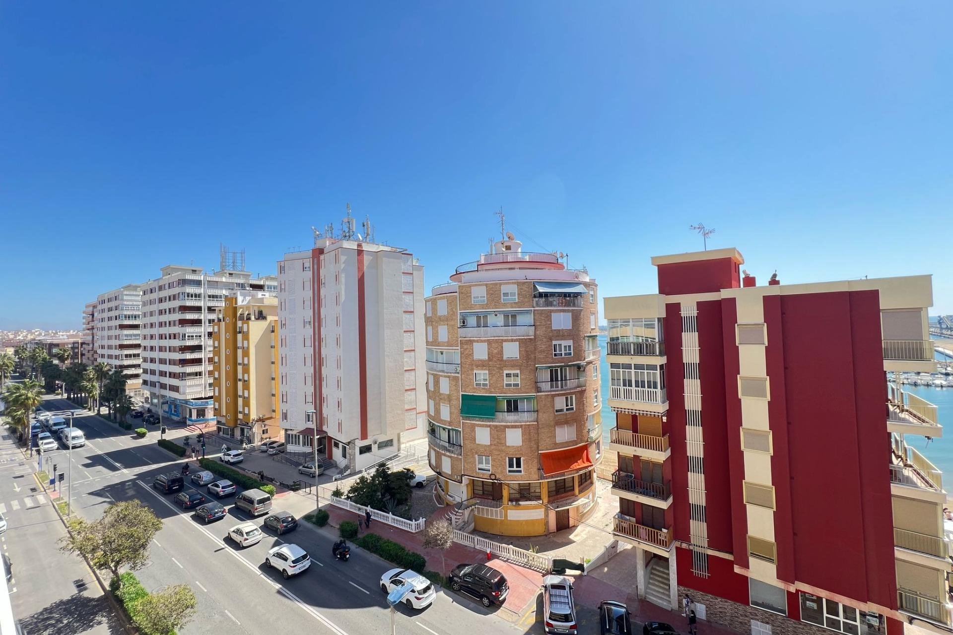 Segunda mano - Apartamento -
Torrevieja - El Acequión - Los Náufragos