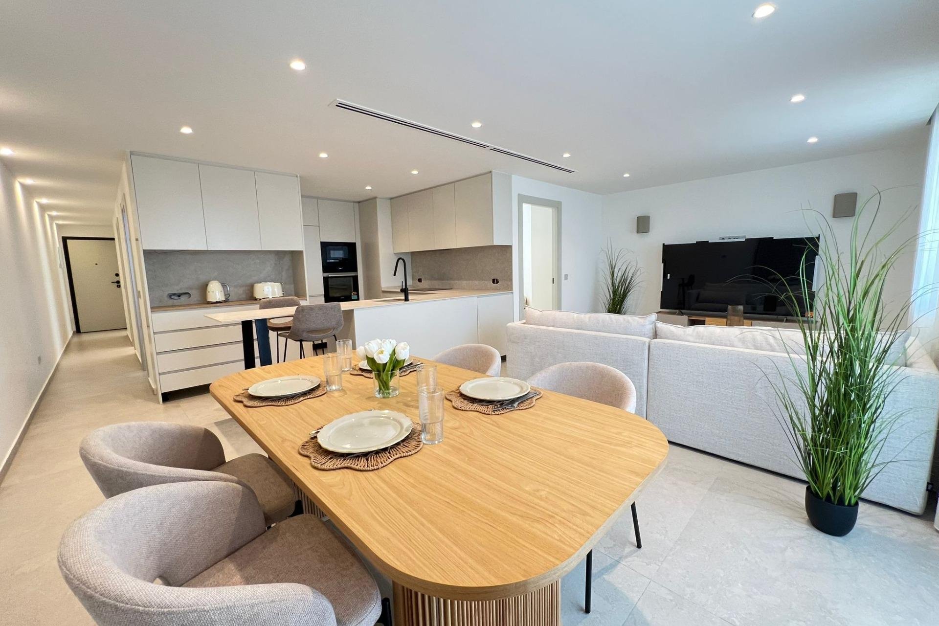 Segunda mano - Apartamento -
Torrevieja - El Acequión - Los Náufragos