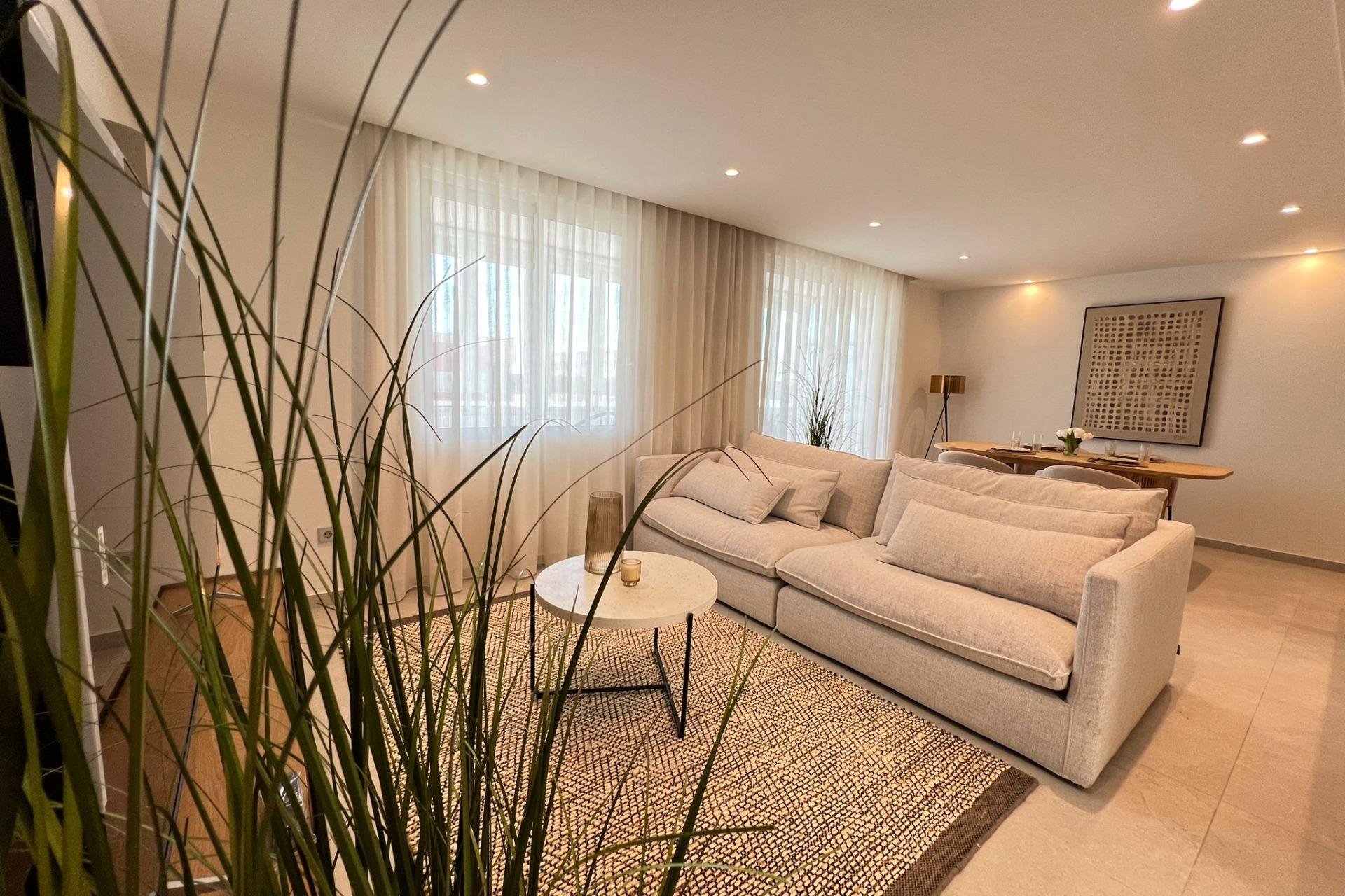 Segunda mano - Apartamento -
Torrevieja - El Acequión - Los Náufragos