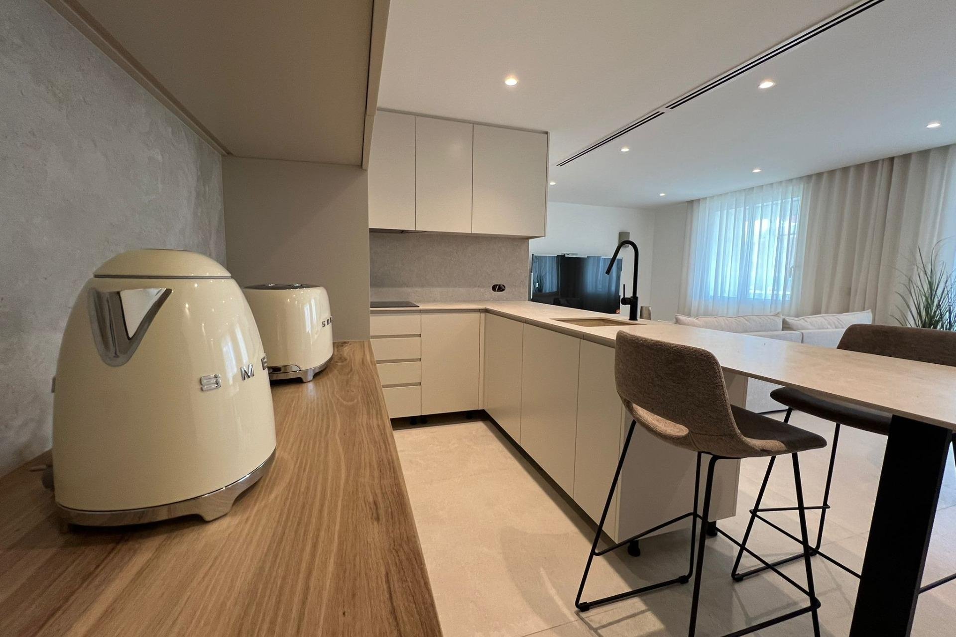 Segunda mano - Apartamento -
Torrevieja - El Acequión - Los Náufragos