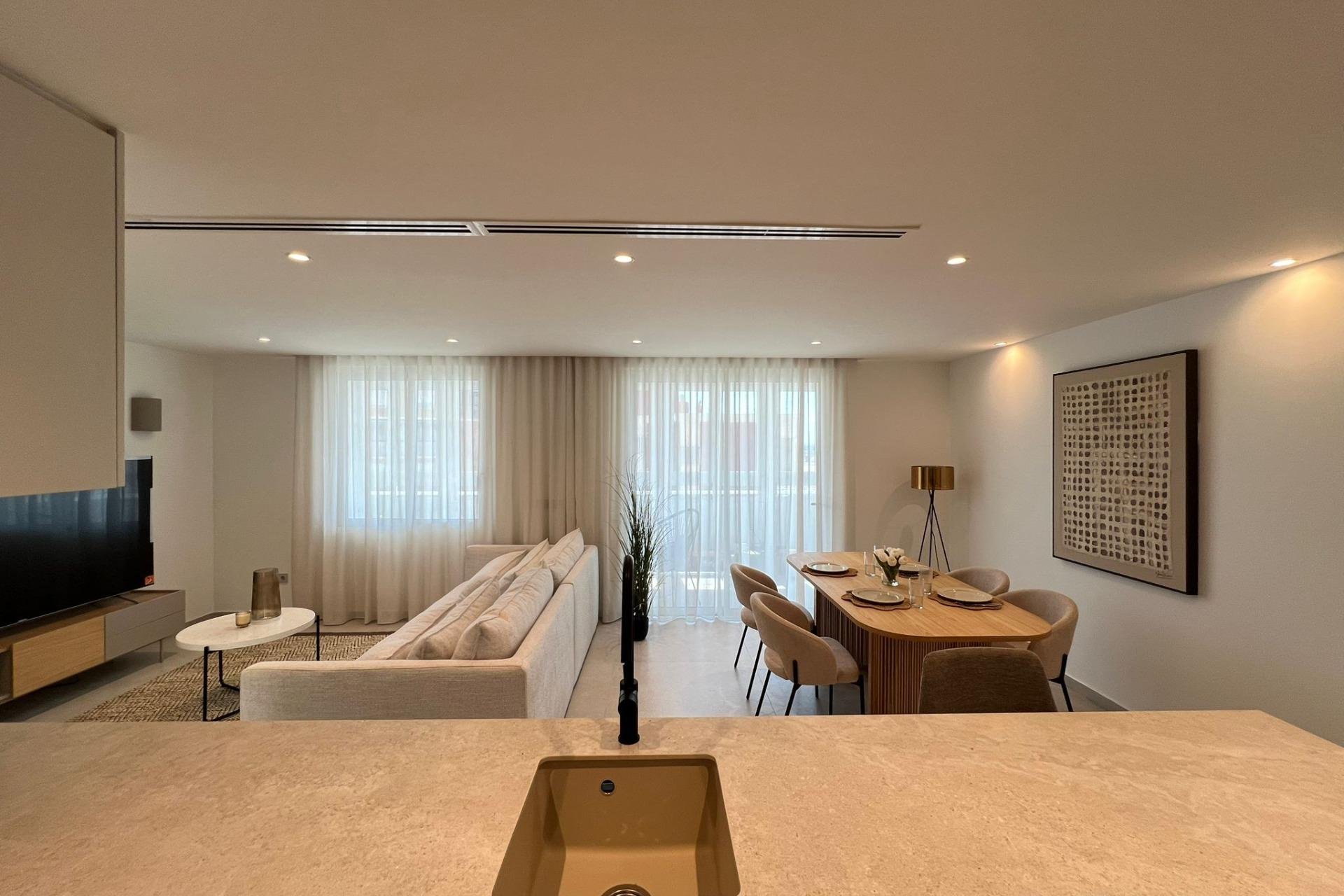 Segunda mano - Apartamento -
Torrevieja - El Acequión - Los Náufragos