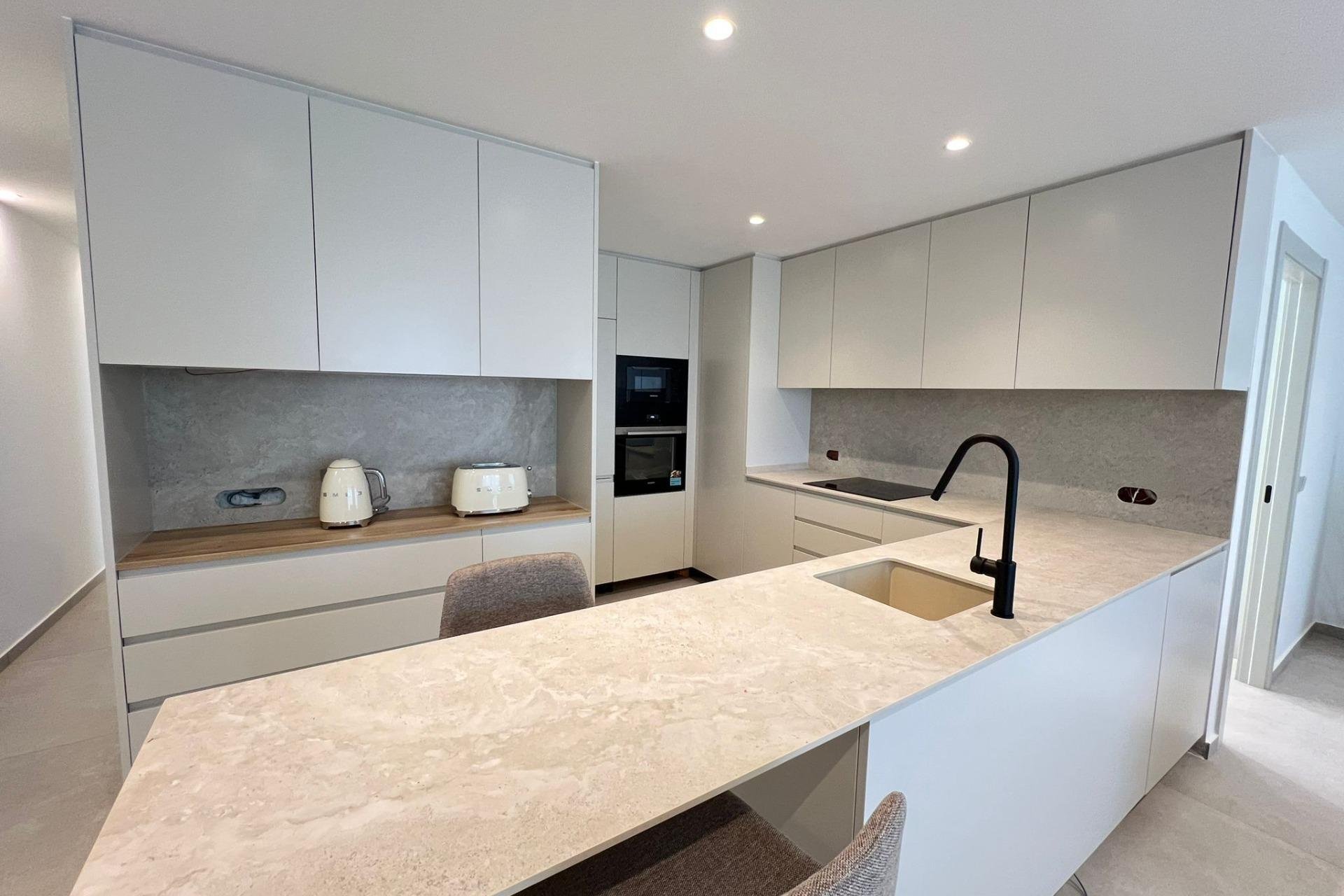 Segunda mano - Apartamento -
Torrevieja - El Acequión - Los Náufragos