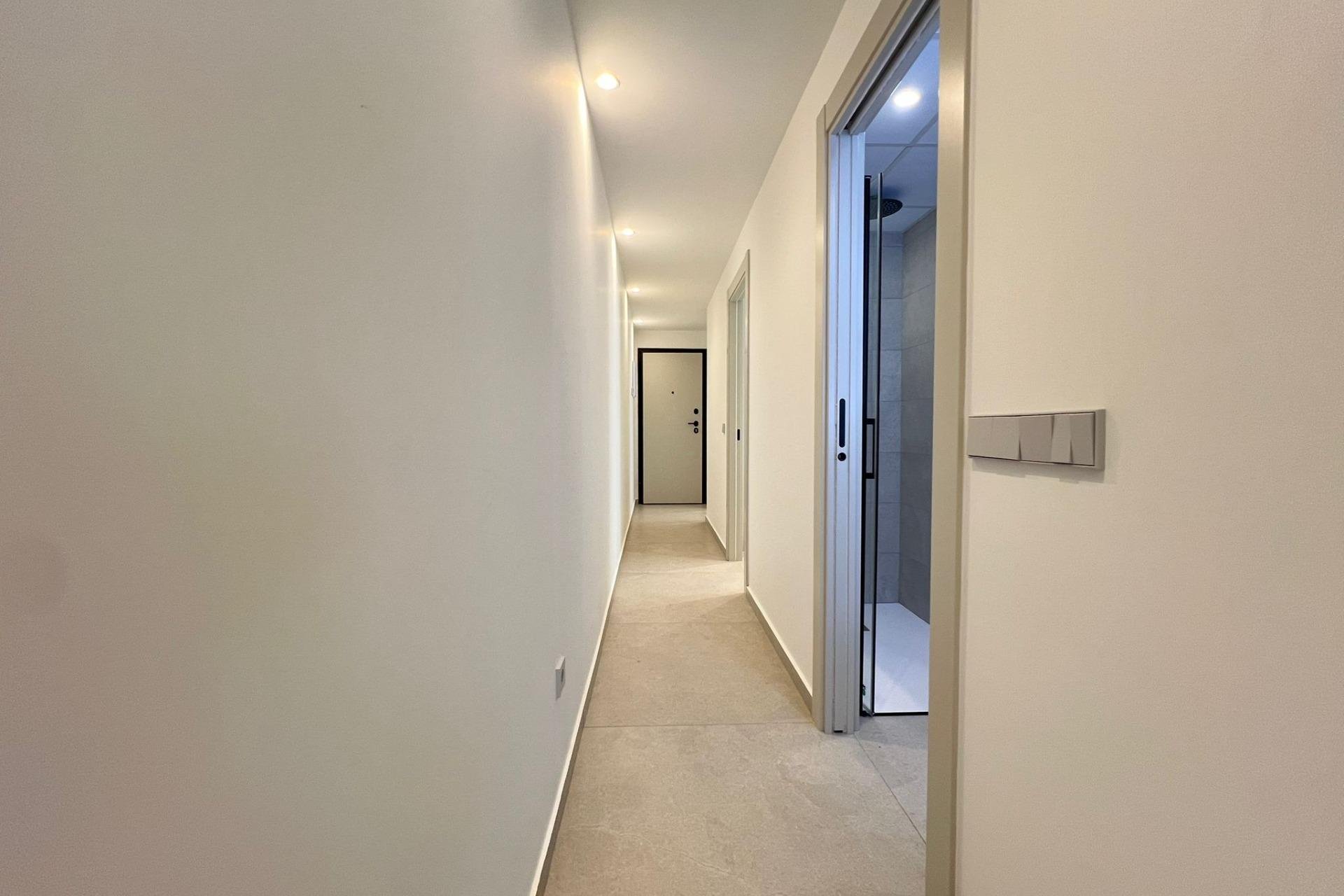 Segunda mano - Apartamento -
Torrevieja - El Acequión - Los Náufragos