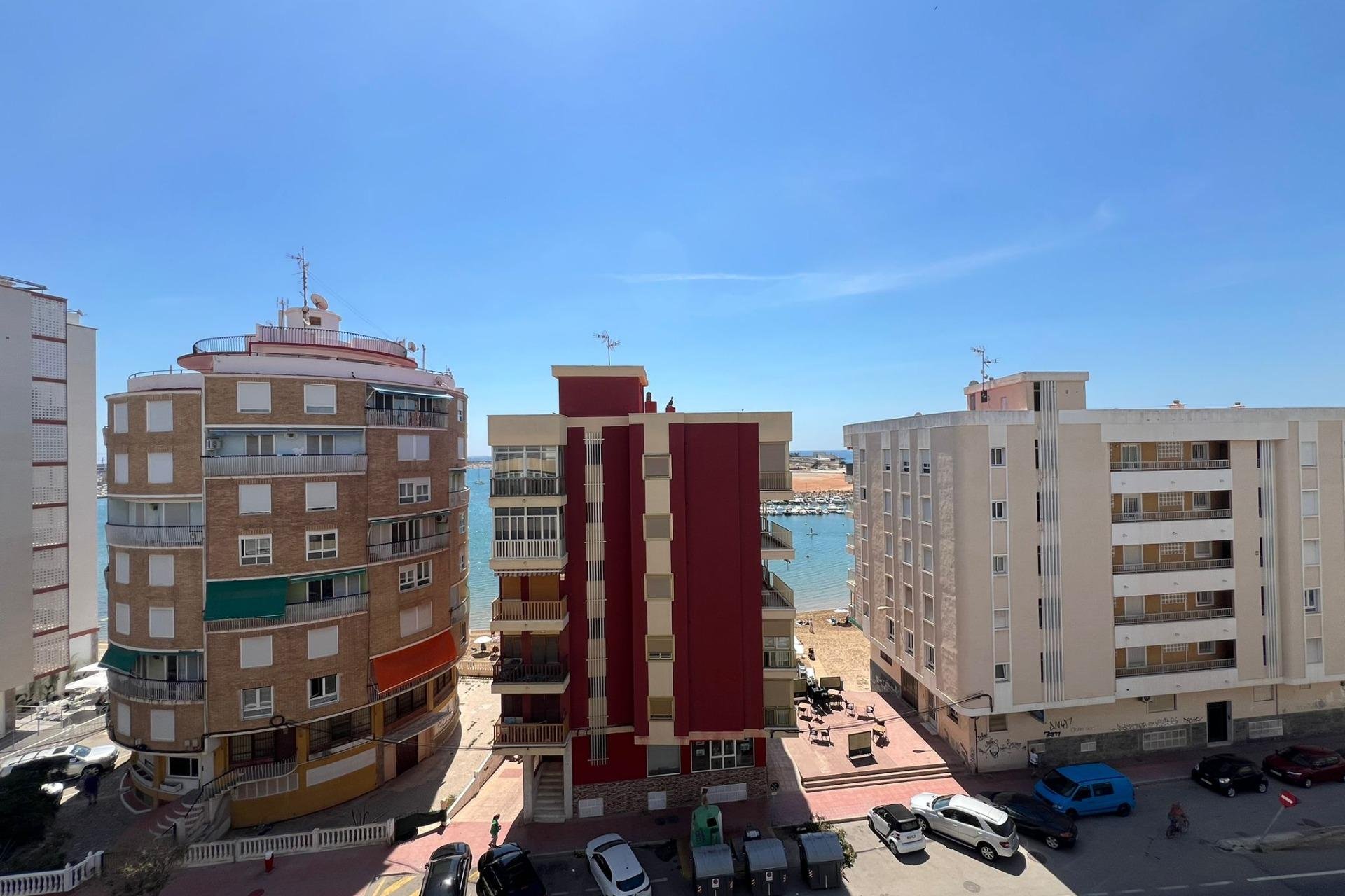 Segunda mano - Apartamento -
Torrevieja - El Acequión - Los Náufragos