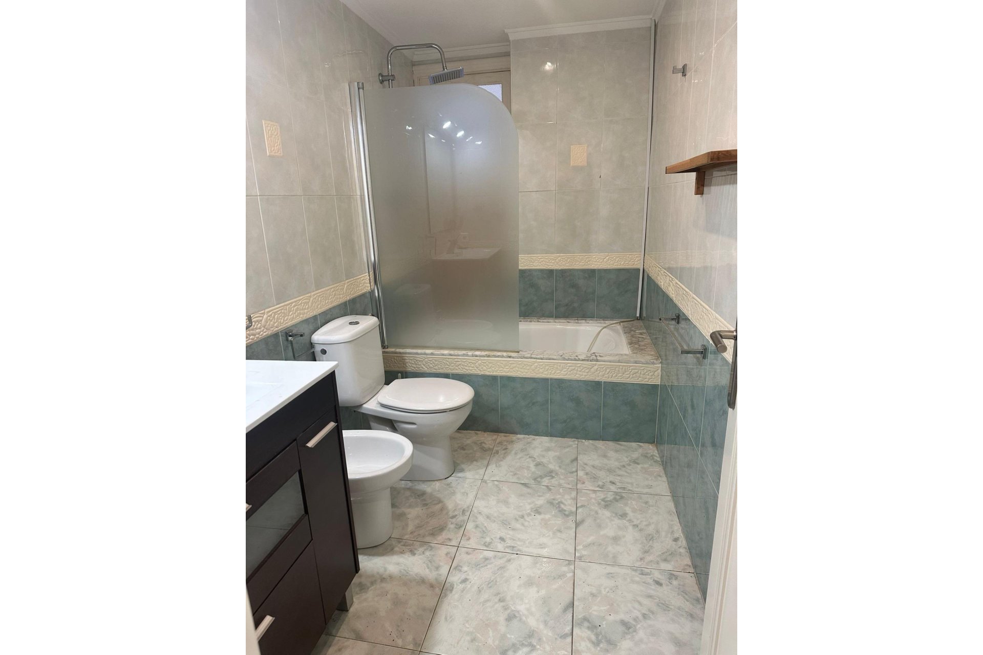Segunda mano - Apartamento -
Torrevieja - El Acequión - Los Náufragos