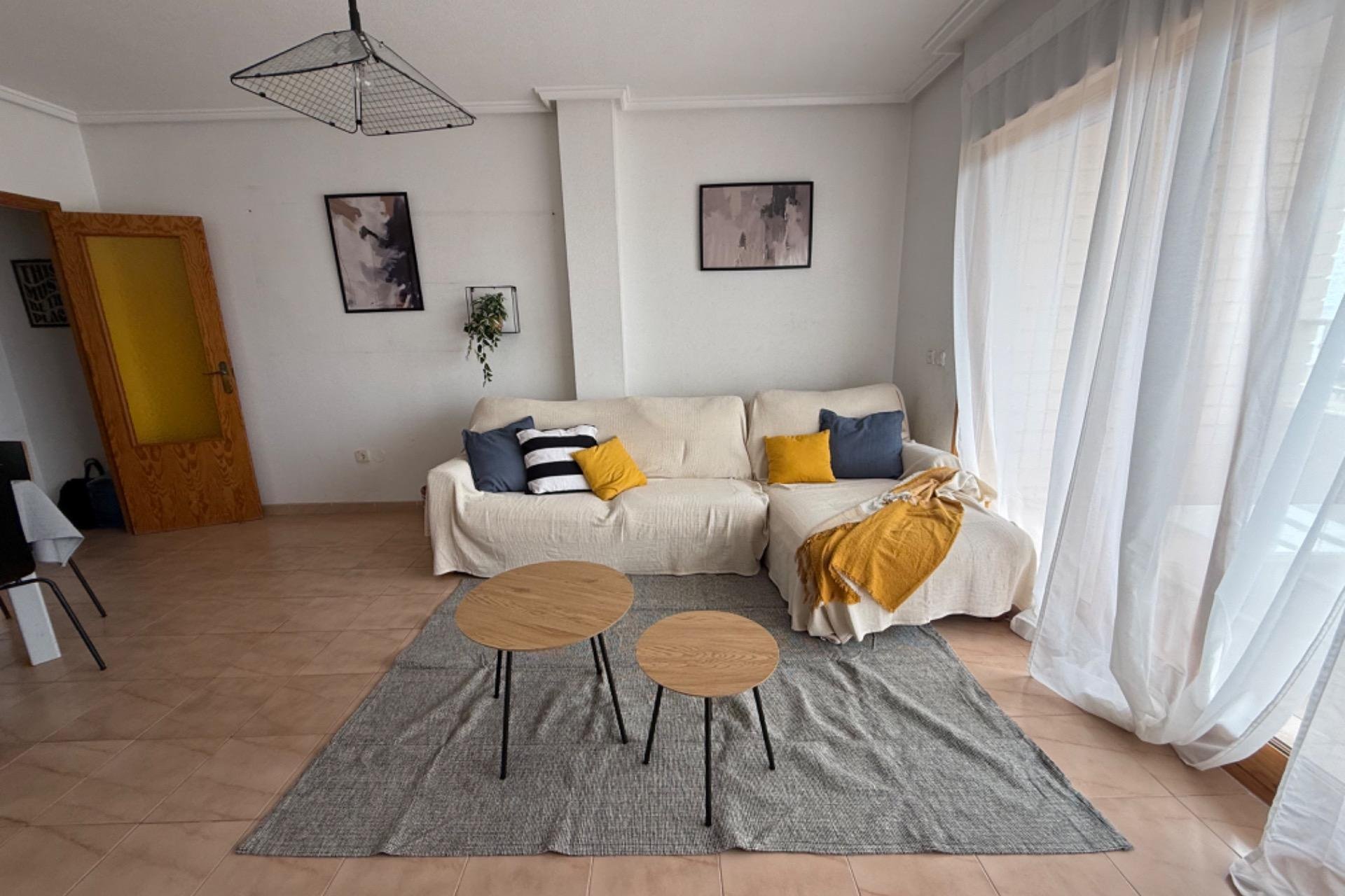 Segunda mano - Apartamento -
Torrevieja - El Acequión - Los Náufragos