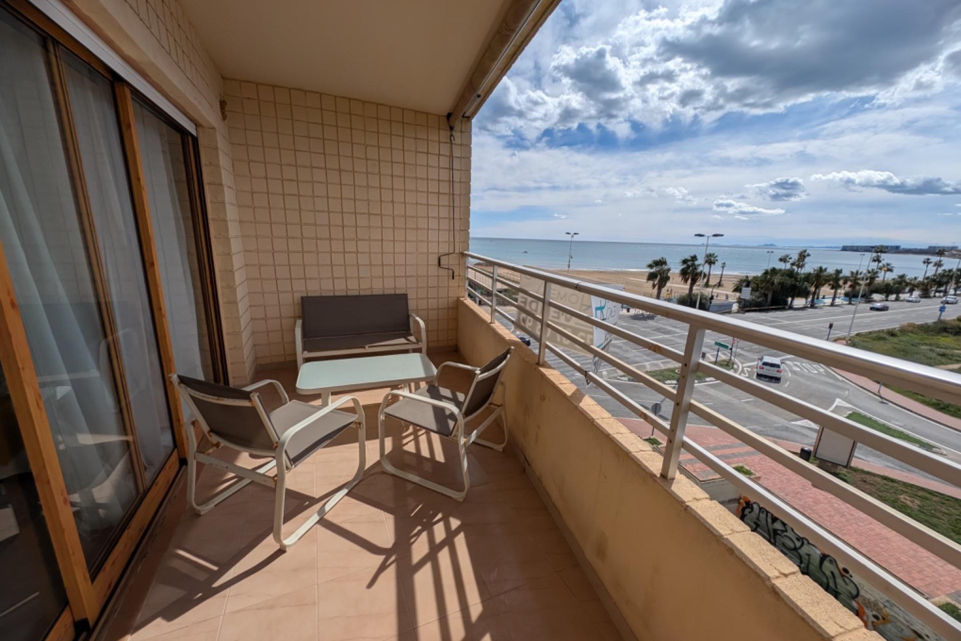 Segunda mano - Apartamento -
Torrevieja - El Acequión - Los Náufragos
