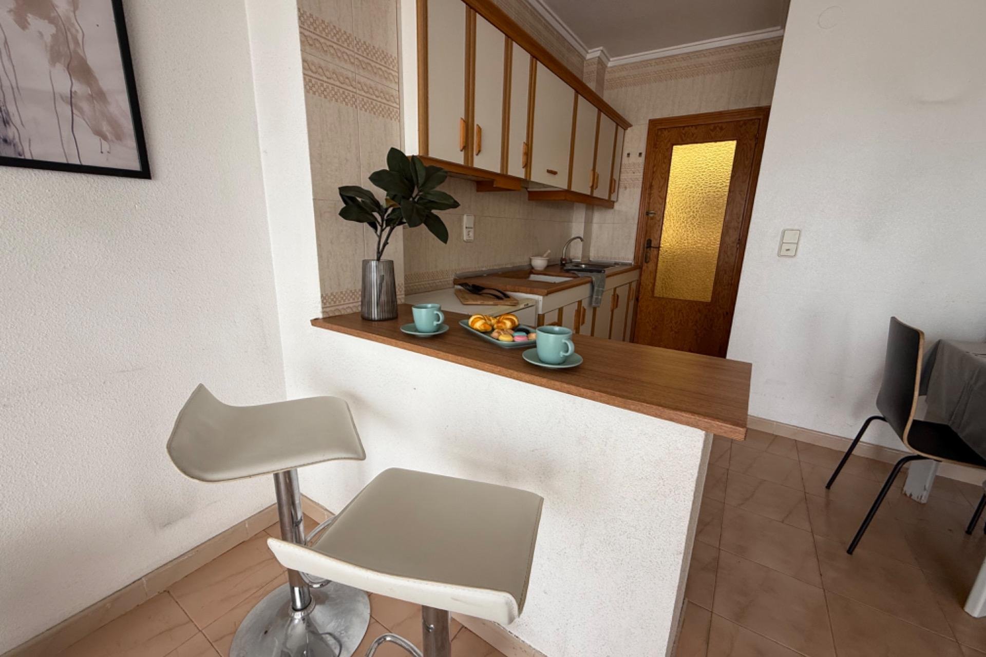 Segunda mano - Apartamento -
Torrevieja - El Acequión - Los Náufragos