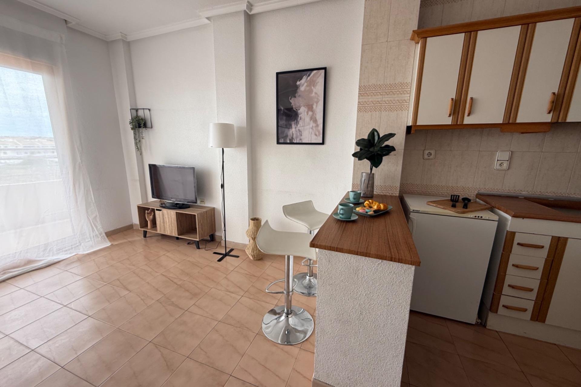 Segunda mano - Apartamento -
Torrevieja - El Acequión - Los Náufragos