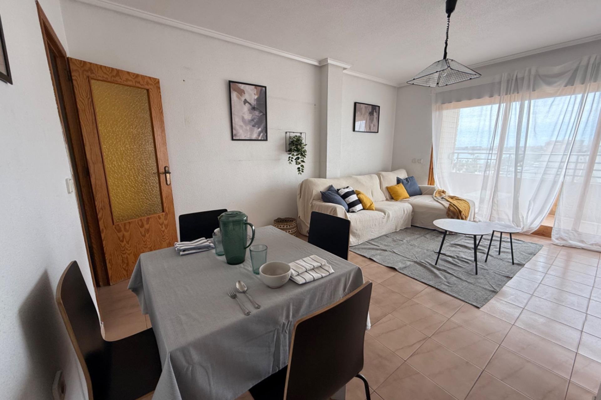 Segunda mano - Apartamento -
Torrevieja - El Acequión - Los Náufragos
