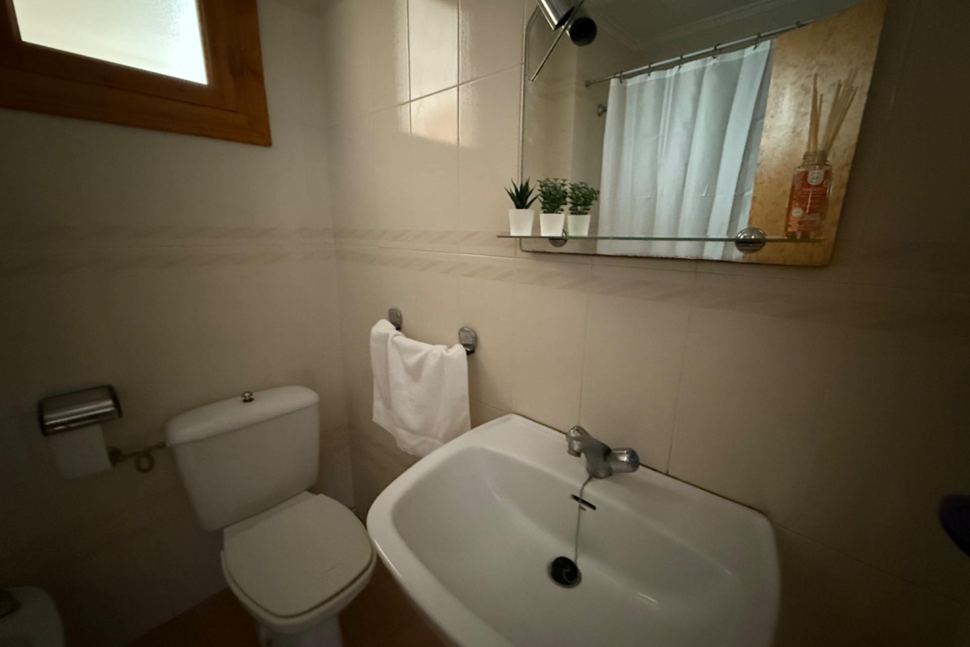 Segunda mano - Apartamento -
Torrevieja - El Acequión - Los Náufragos