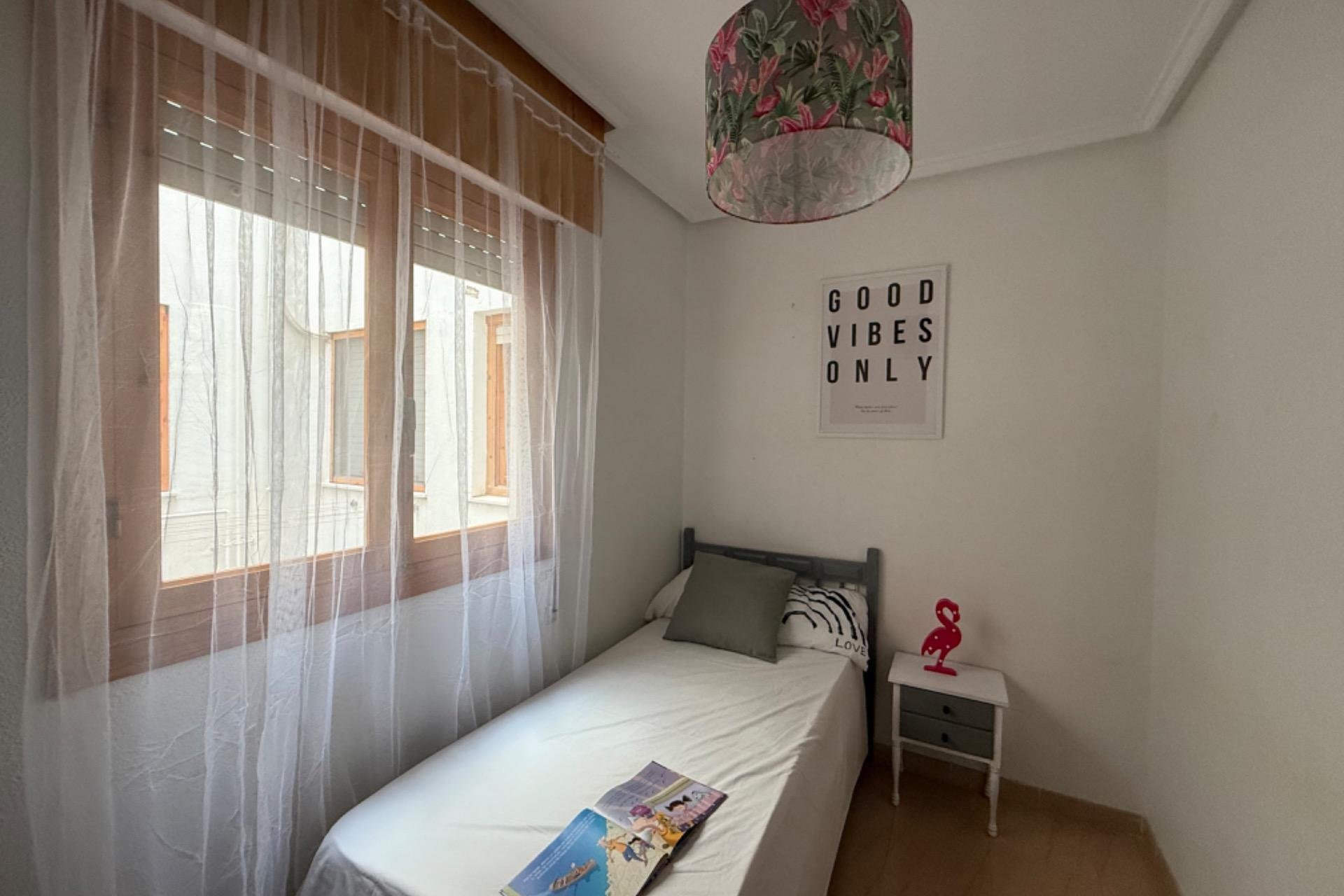 Segunda mano - Apartamento -
Torrevieja - El Acequión - Los Náufragos