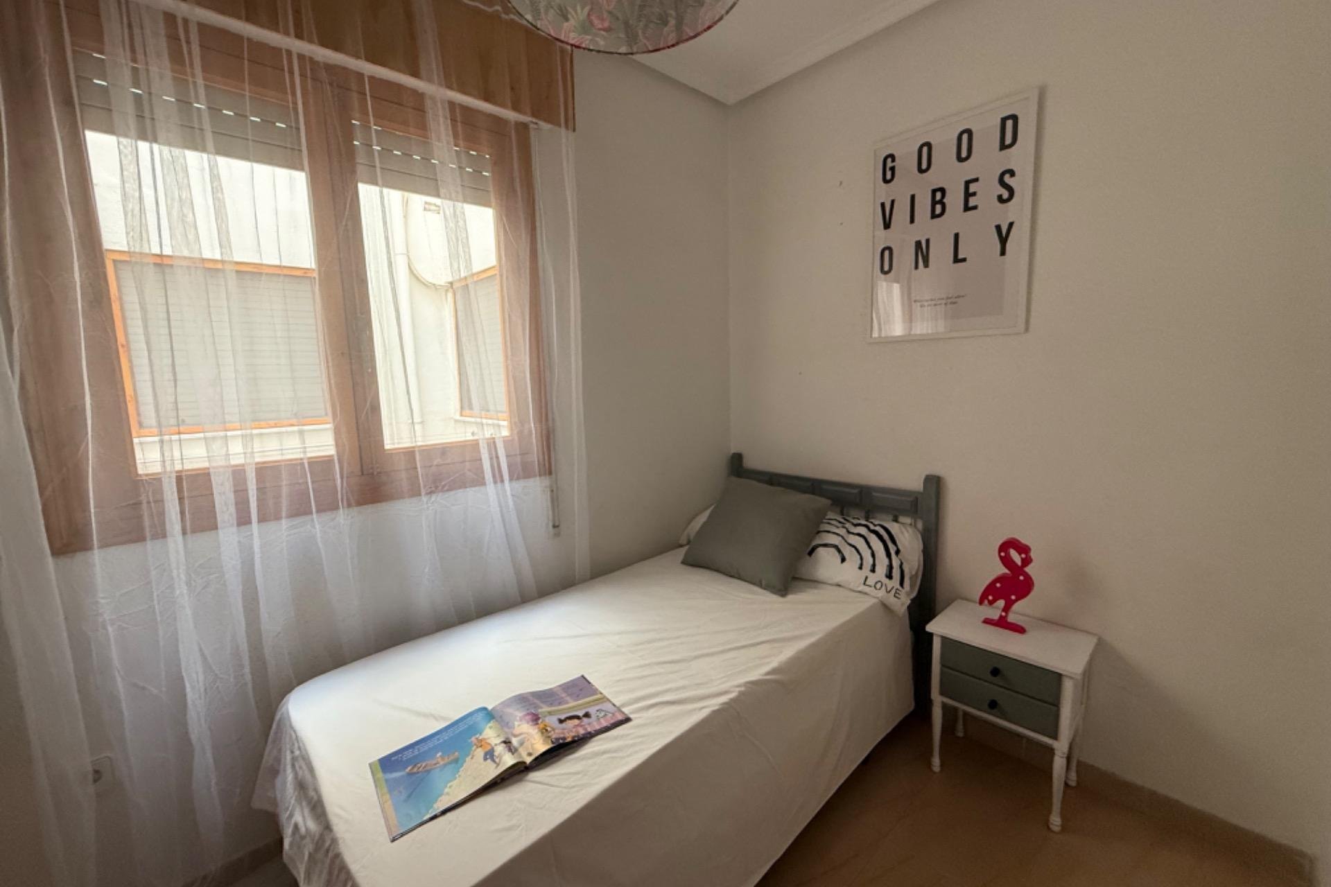 Segunda mano - Apartamento -
Torrevieja - El Acequión - Los Náufragos