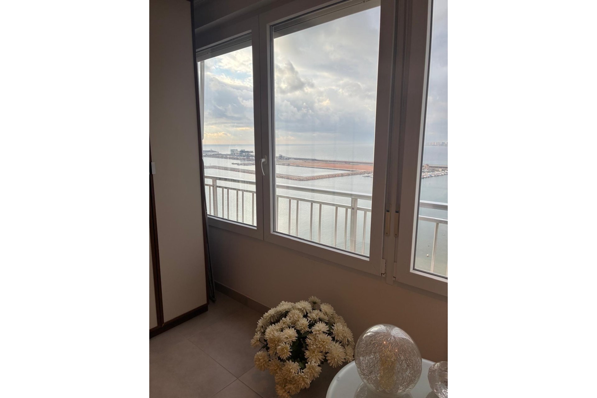 Segunda mano - Apartamento -
Torrevieja - El Acequión - Los Náufragos