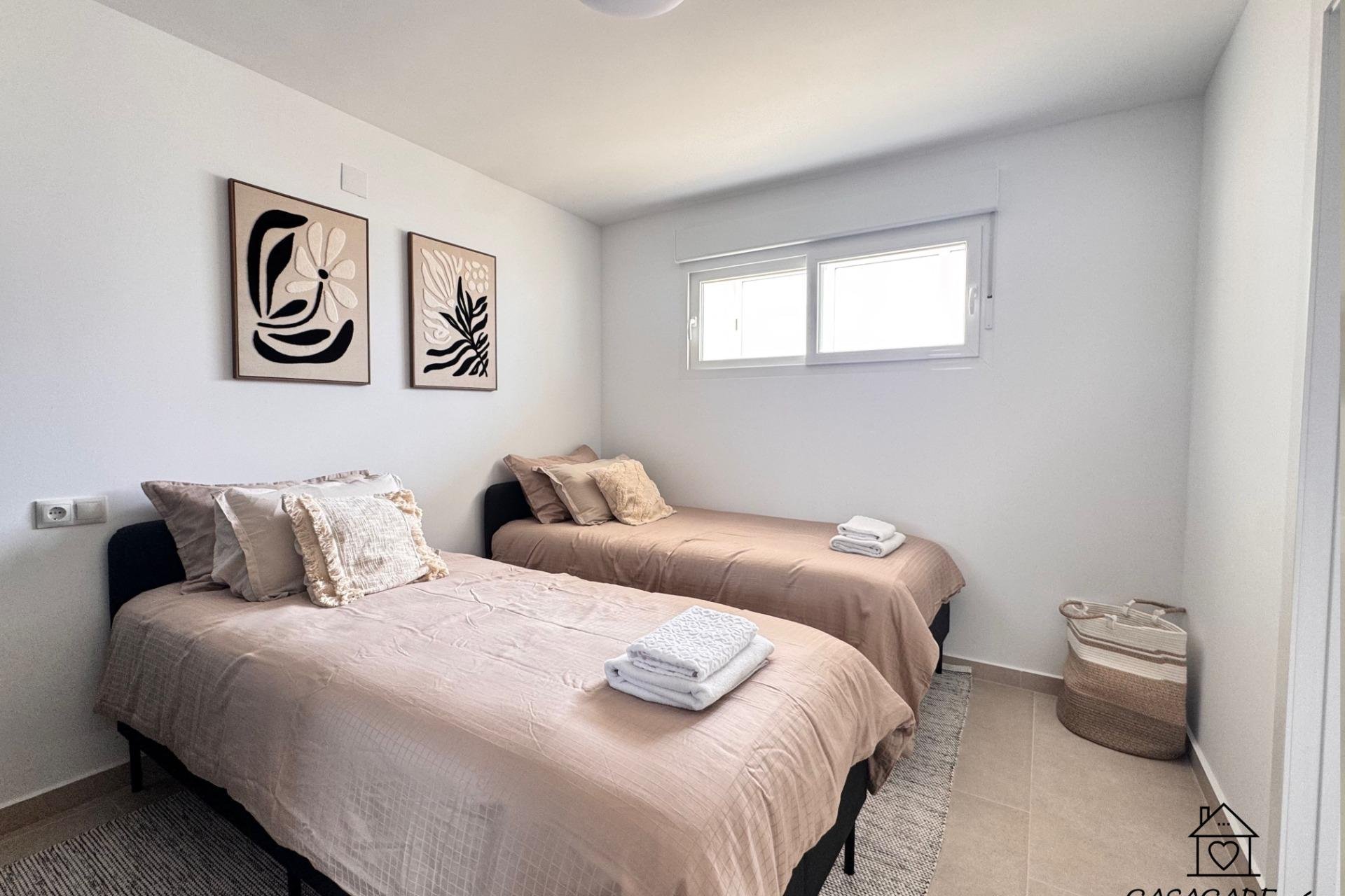 Segunda mano - Apartamento -
Torrevieja - El Acequión - Los Náufragos