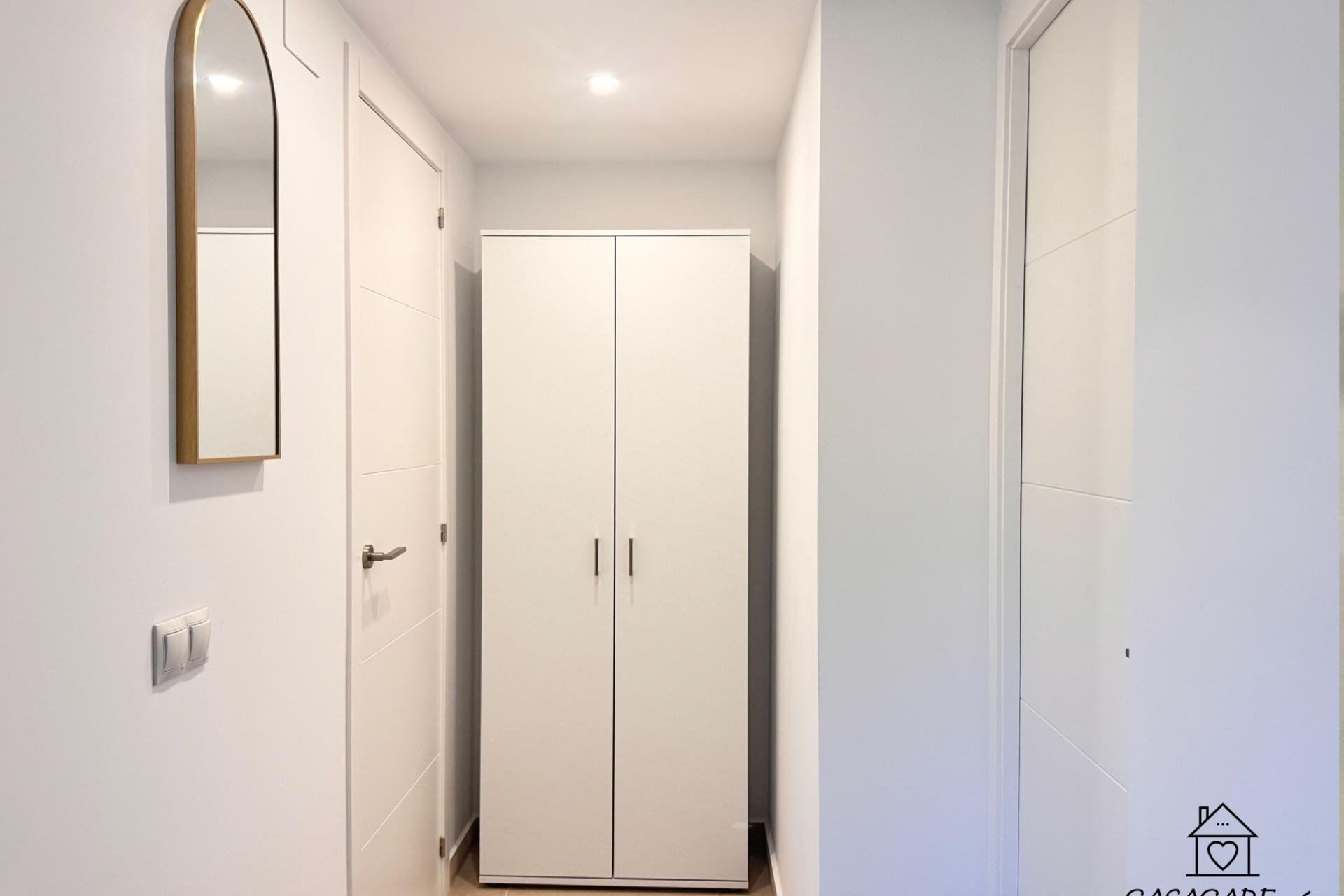 Segunda mano - Apartamento -
Torrevieja - El Acequión - Los Náufragos