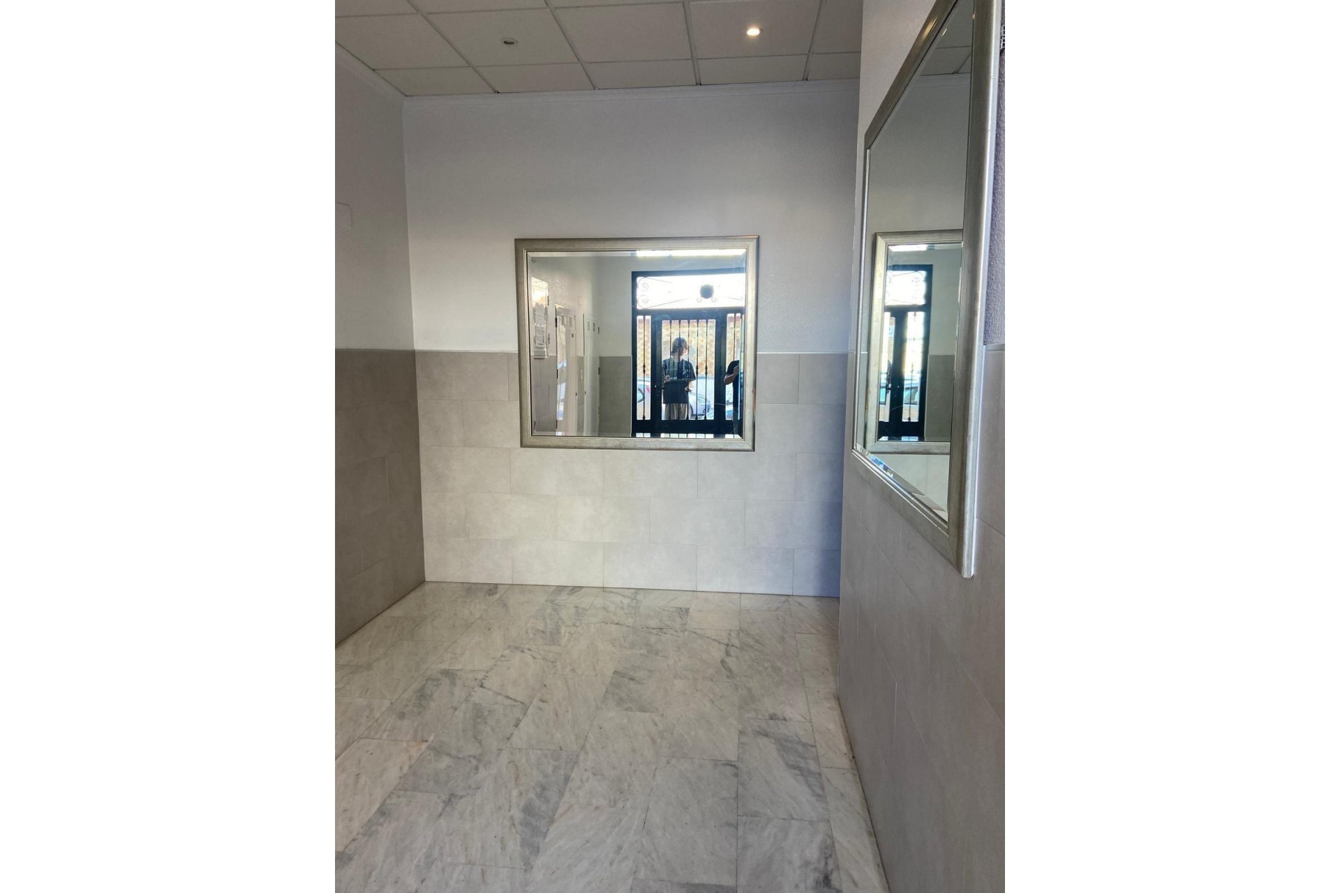 Segunda mano - Apartamento -
Torrevieja - El Molino