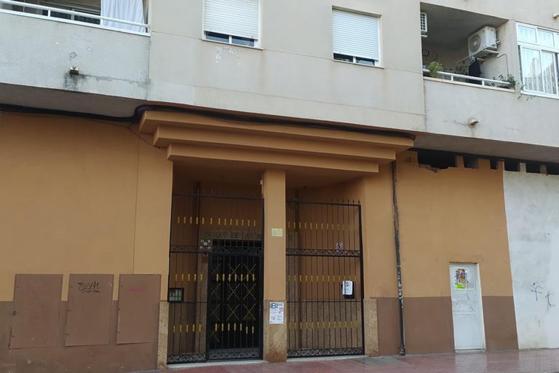 Segunda mano - Apartamento -
Torrevieja - El Molino