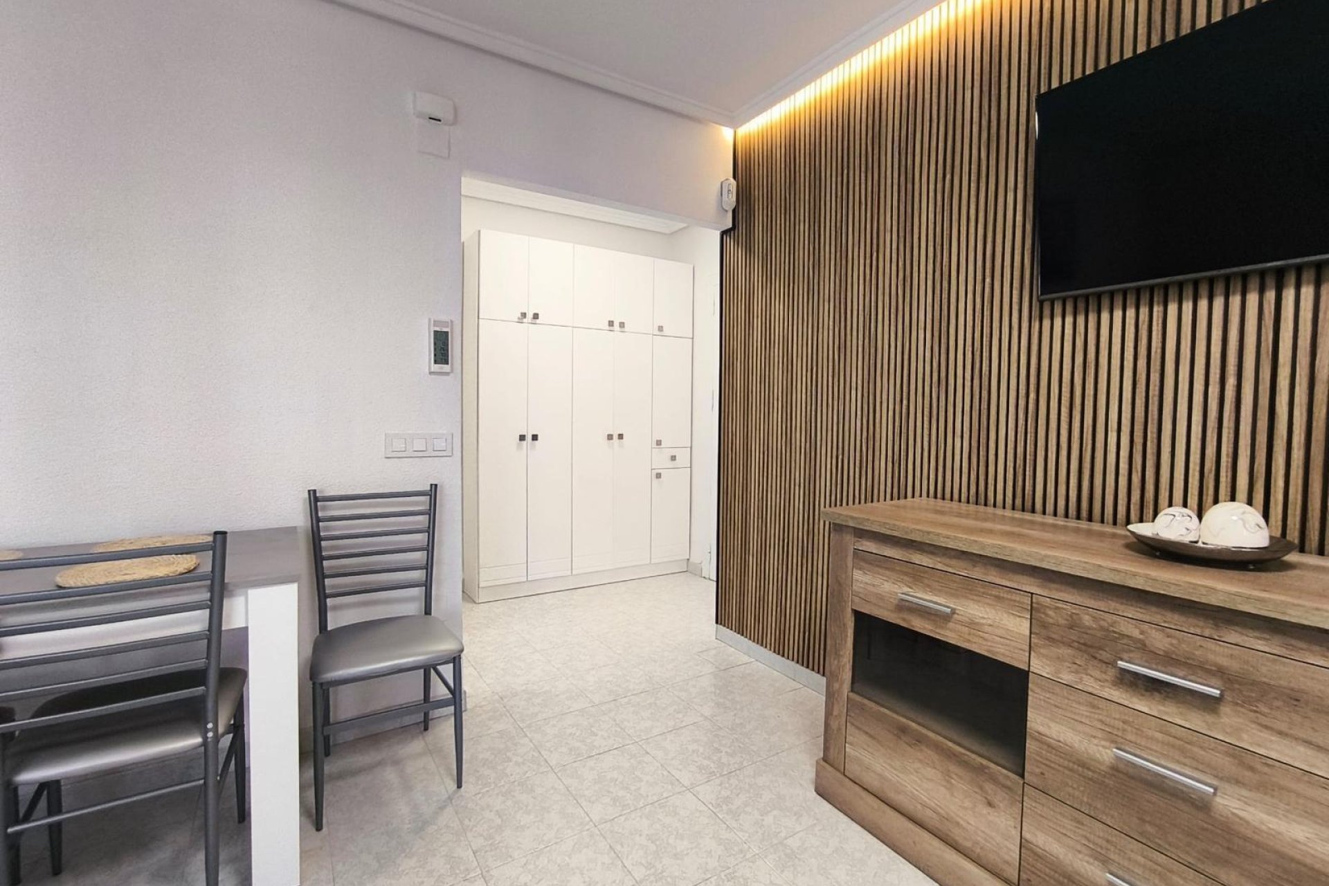 Segunda mano - Apartamento -
Torrevieja - El Molino