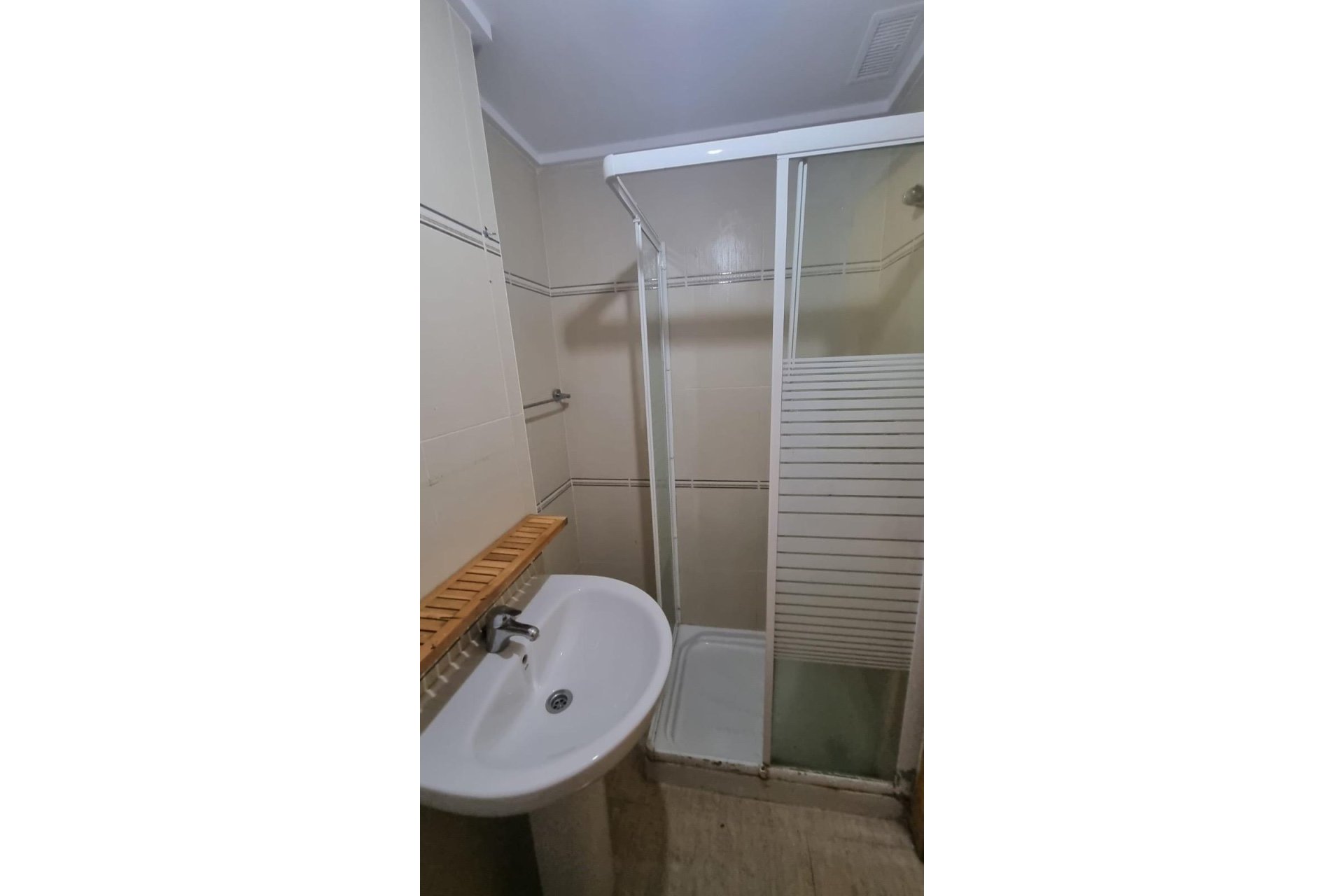 Segunda mano - Apartamento -
Torrevieja - El Molino