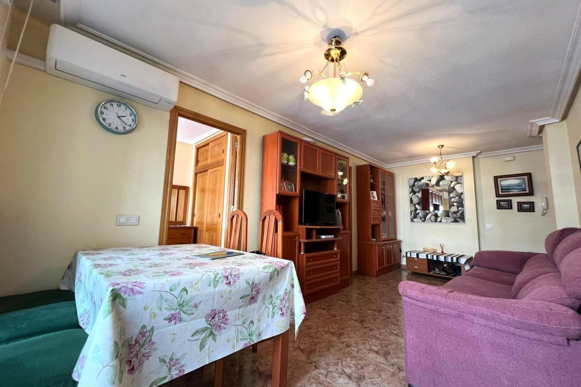 Segunda mano - Apartamento -
Torrevieja - Estacion De Autobuses