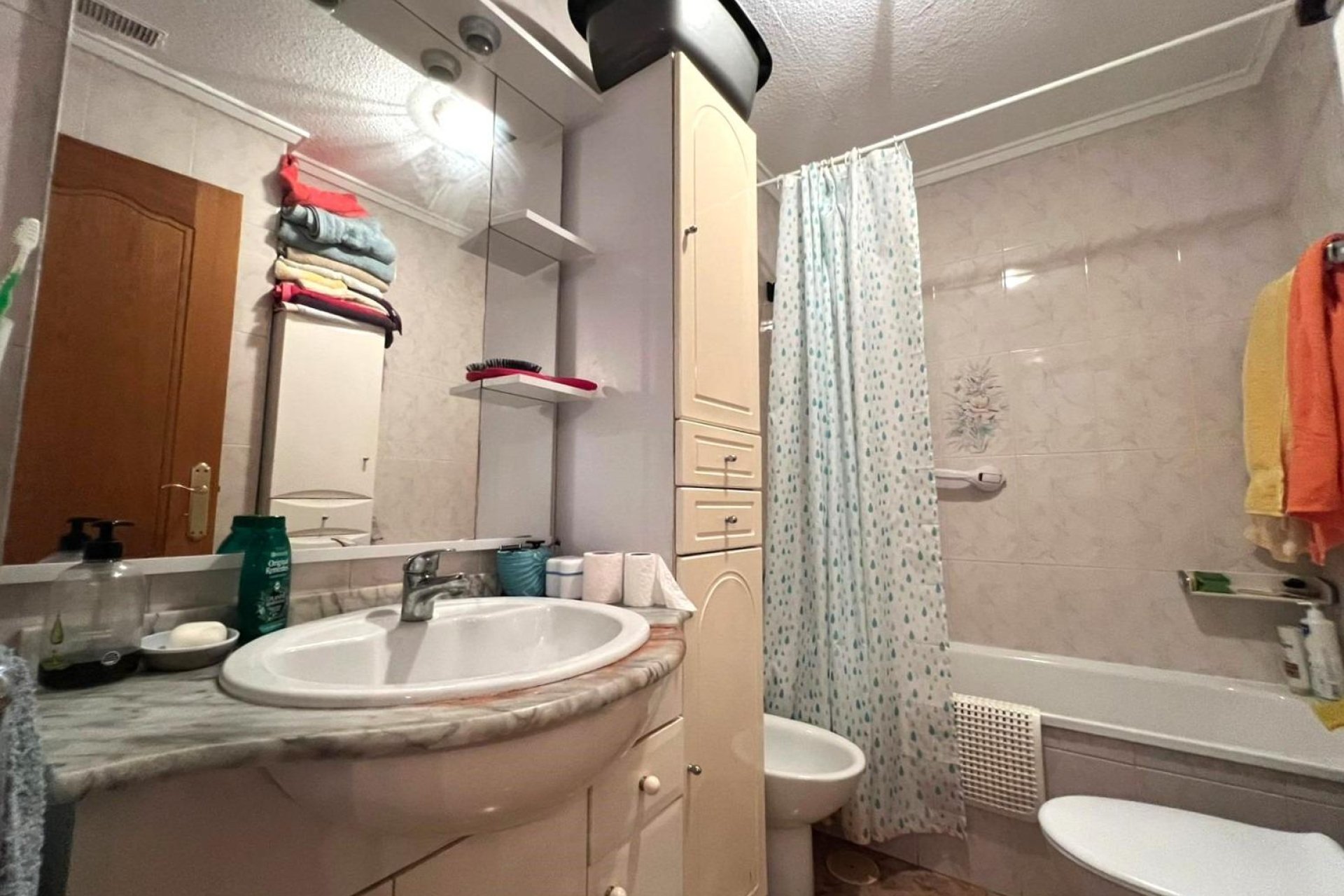 Segunda mano - Apartamento -
Torrevieja - Estacion De Autobuses