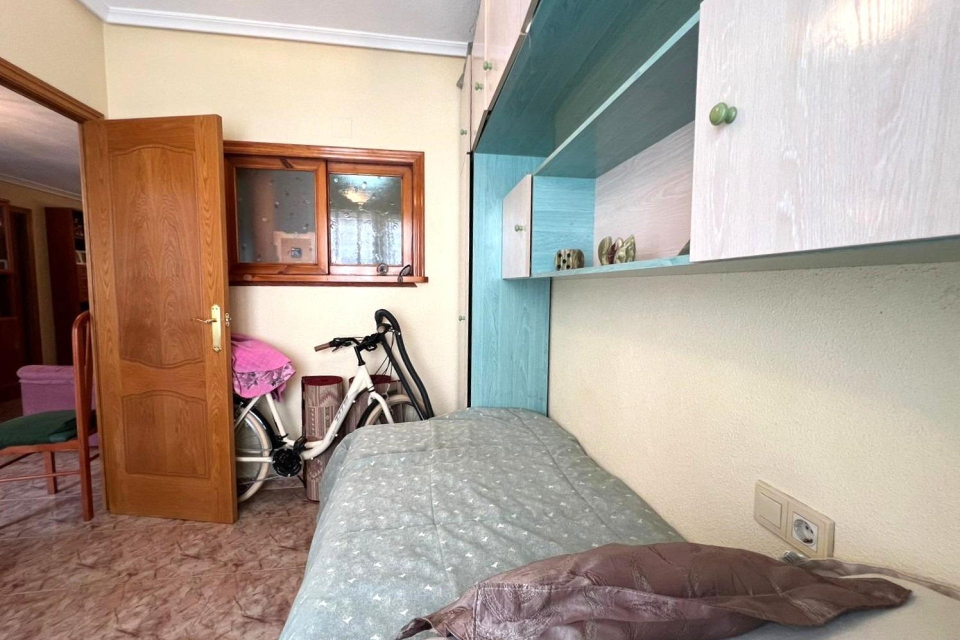 Segunda mano - Apartamento -
Torrevieja - Estacion De Autobuses