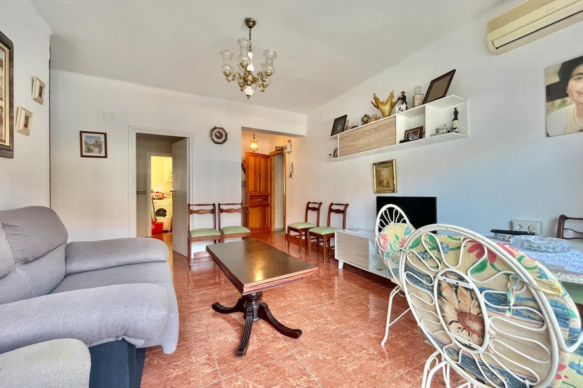 Segunda mano - Apartamento -
Torrevieja - Estacion De Autobuses