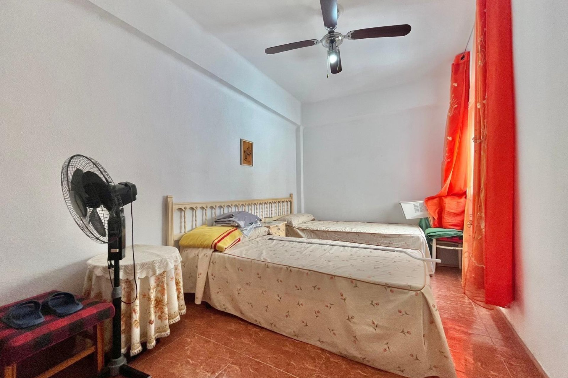 Segunda mano - Apartamento -
Torrevieja - Estacion De Autobuses