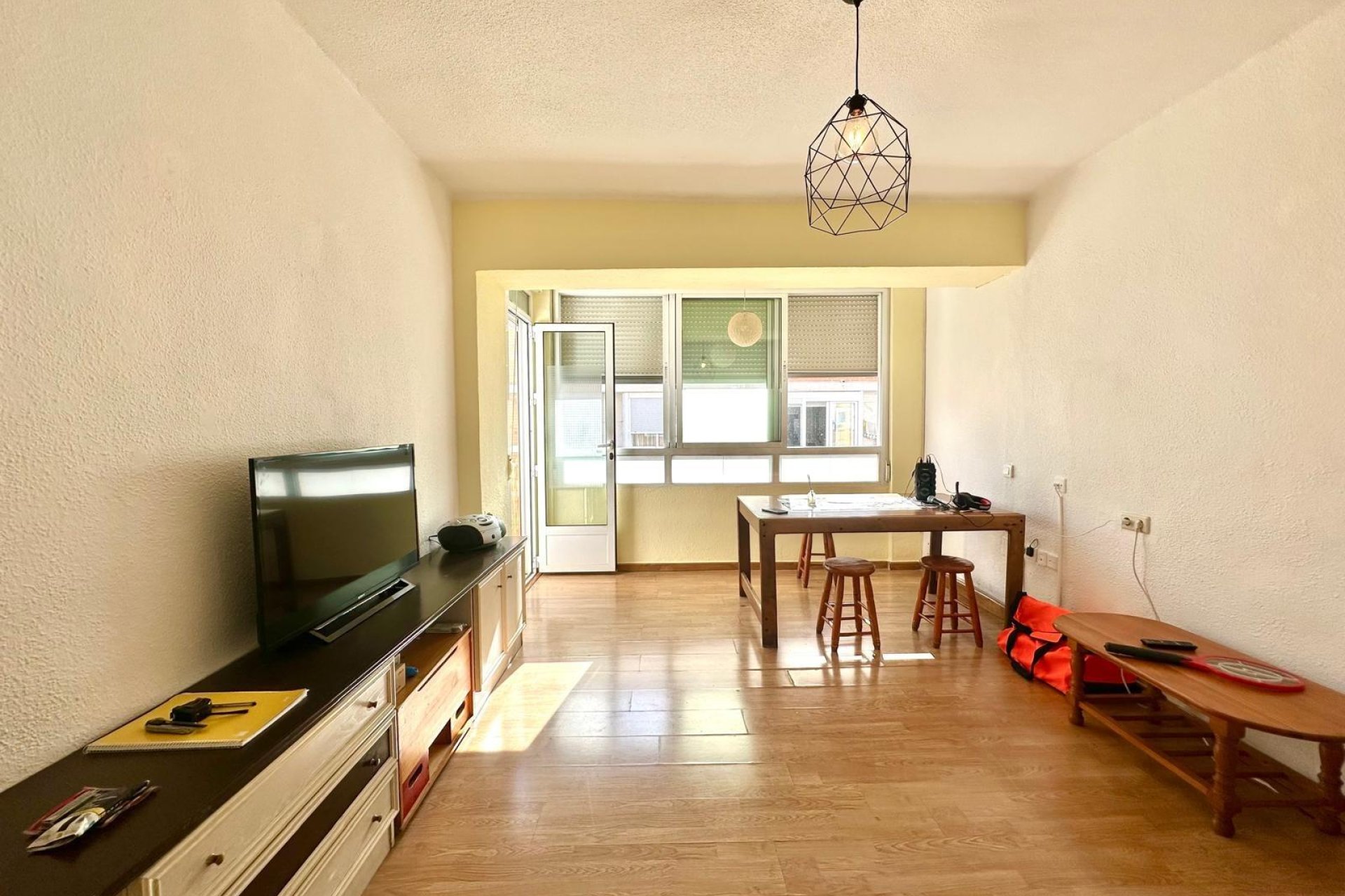 Segunda mano - Apartamento -
Torrevieja - Estacion De Autobuses