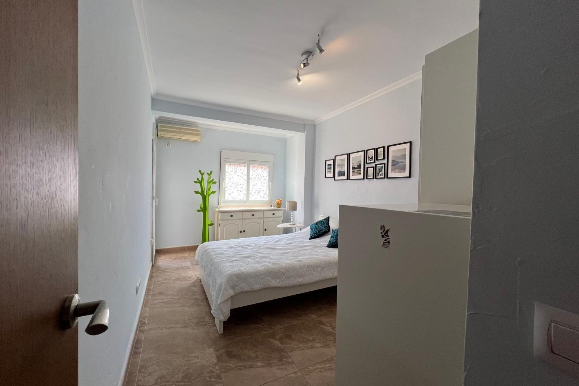 Segunda mano - Apartamento -
Torrevieja - Estacion De Autobuses