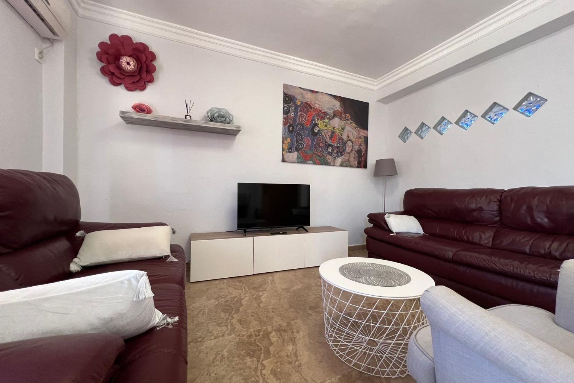 Segunda mano - Apartamento -
Torrevieja - Estacion De Autobuses