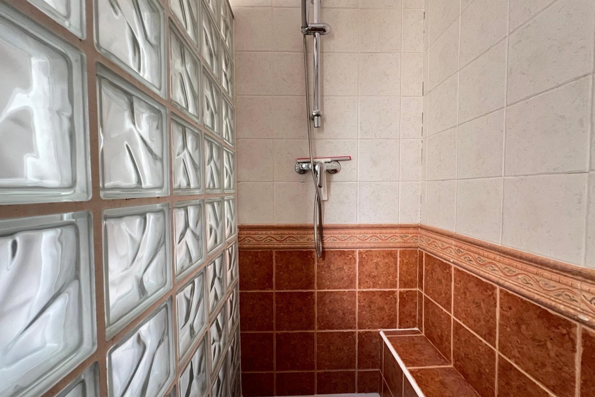 Segunda mano - Apartamento -
Torrevieja - Estacion De Autobuses