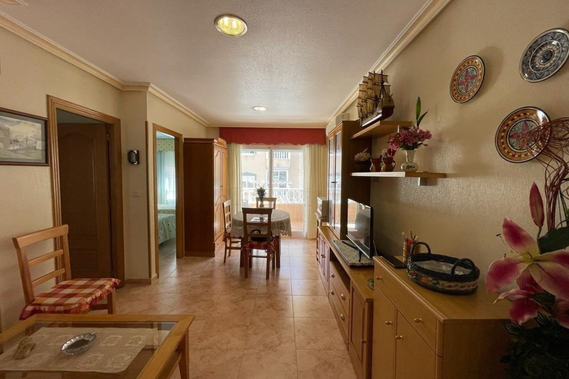 Segunda mano - Apartamento -
Torrevieja - Estacion De Autobuses