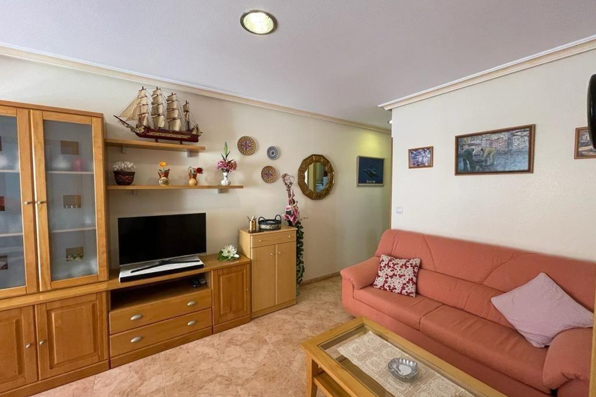 Segunda mano - Apartamento -
Torrevieja - Estacion De Autobuses