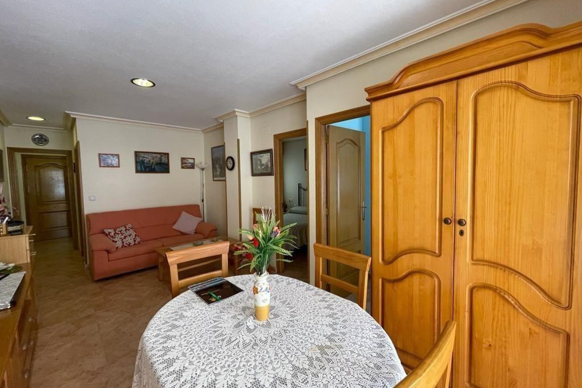 Segunda mano - Apartamento -
Torrevieja - Estacion De Autobuses