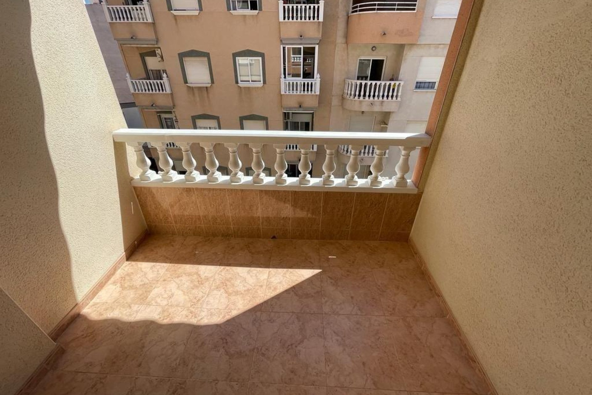 Segunda mano - Apartamento -
Torrevieja - Estacion De Autobuses