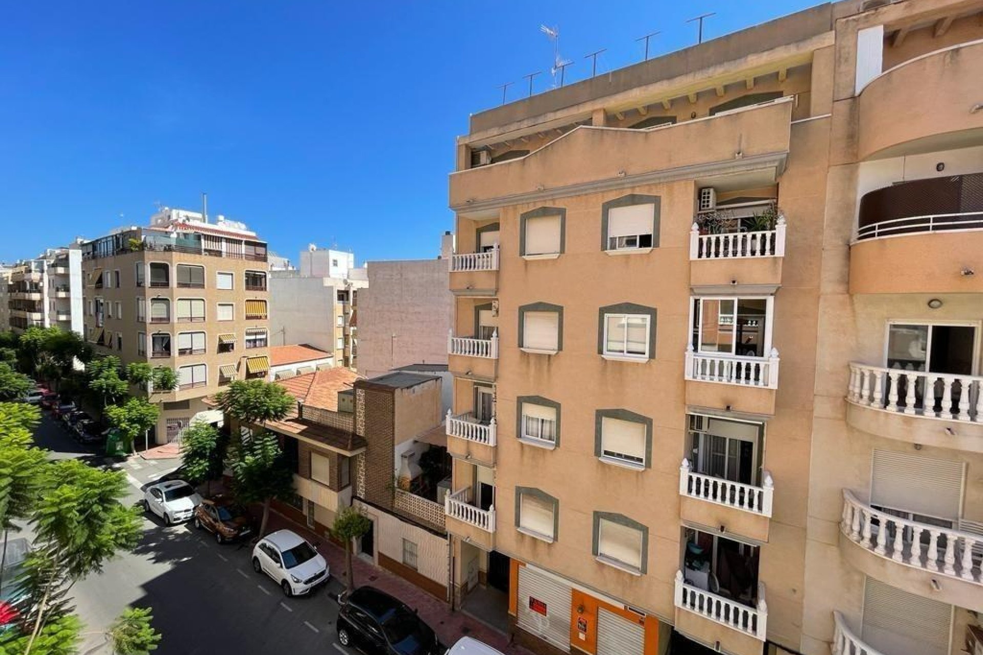 Segunda mano - Apartamento -
Torrevieja - Estacion De Autobuses